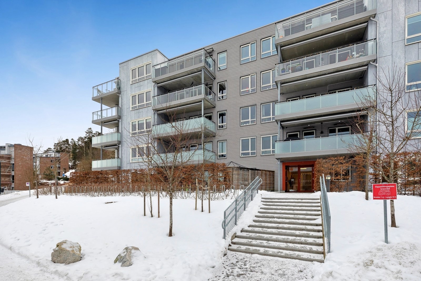 Velkommen til hyggelige visninger i Liakollveien 48B! Galleribilde