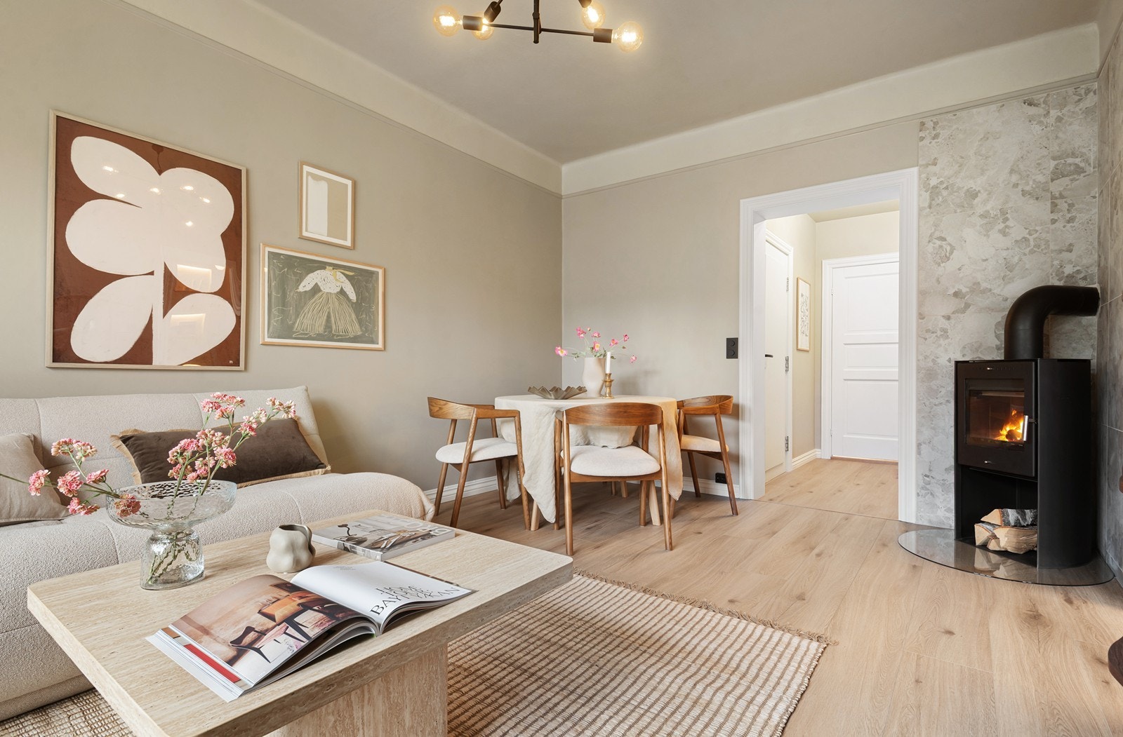 Boligen disponerer både en kjellerbod og en loftsbod i fellesareal Galleribilde