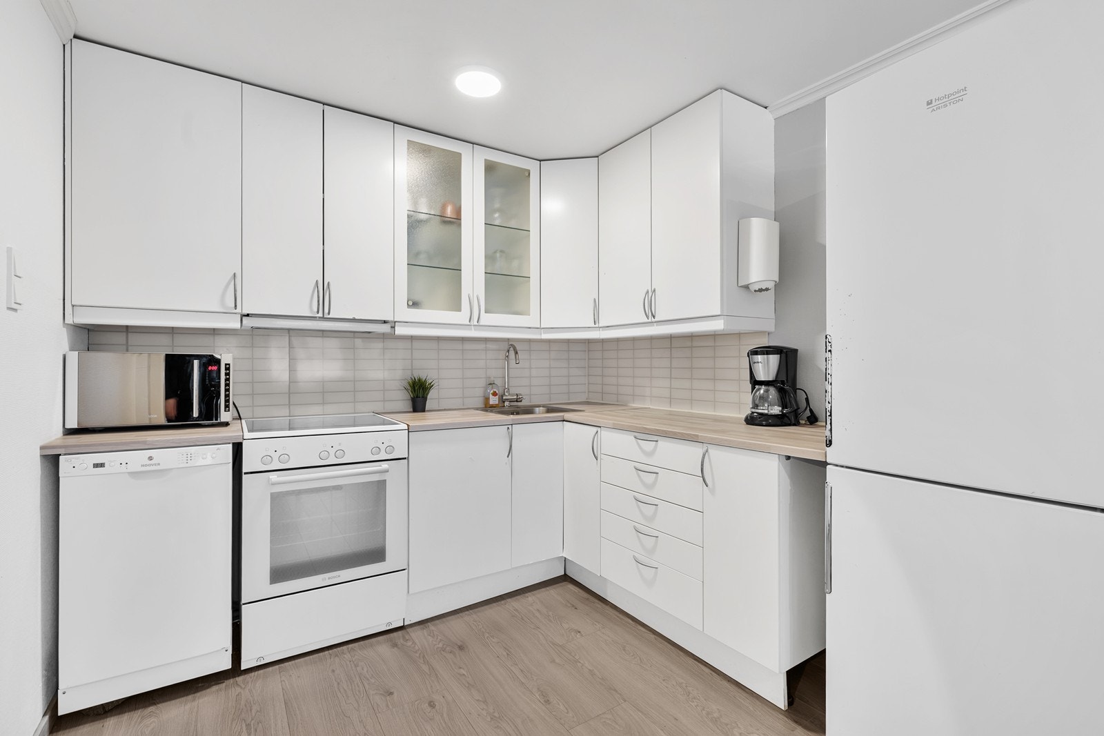 Åpen stue kjøkkenløsning. Galleribilde