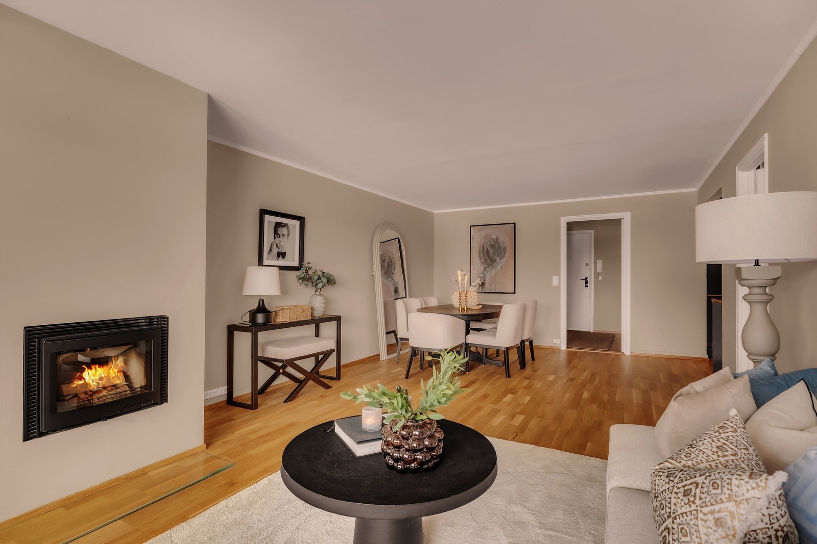 Leiligheten har god og romslig planløsning. Galleribilde