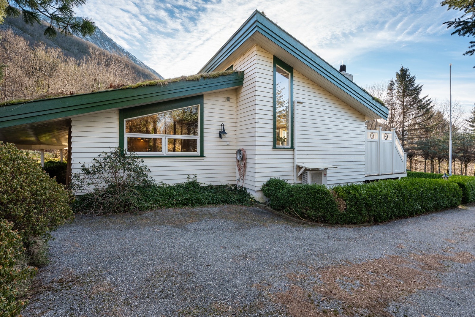 Den dagen det er dags for malejobb er boligen håndterbar og uten alt for høye møner. En tydelig fordel. Galleribilde