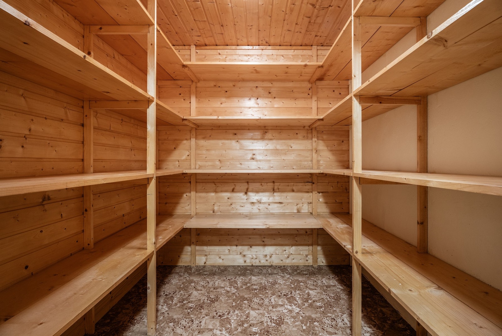 Her er den ene boden i underetasjen. Galleribilde