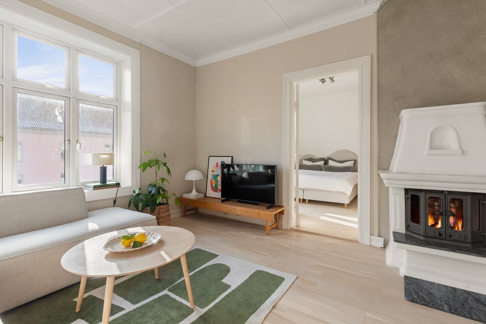 Adkomst til soverom fra stuerom. Galleribilde