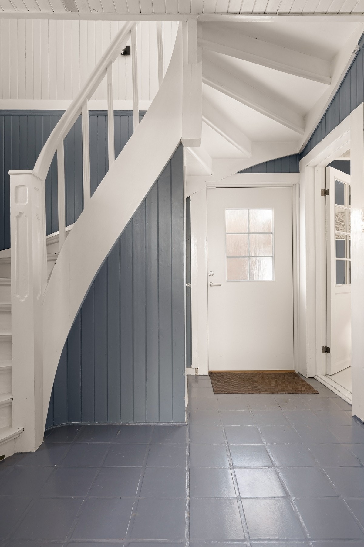 Romlig entré Galleribilde