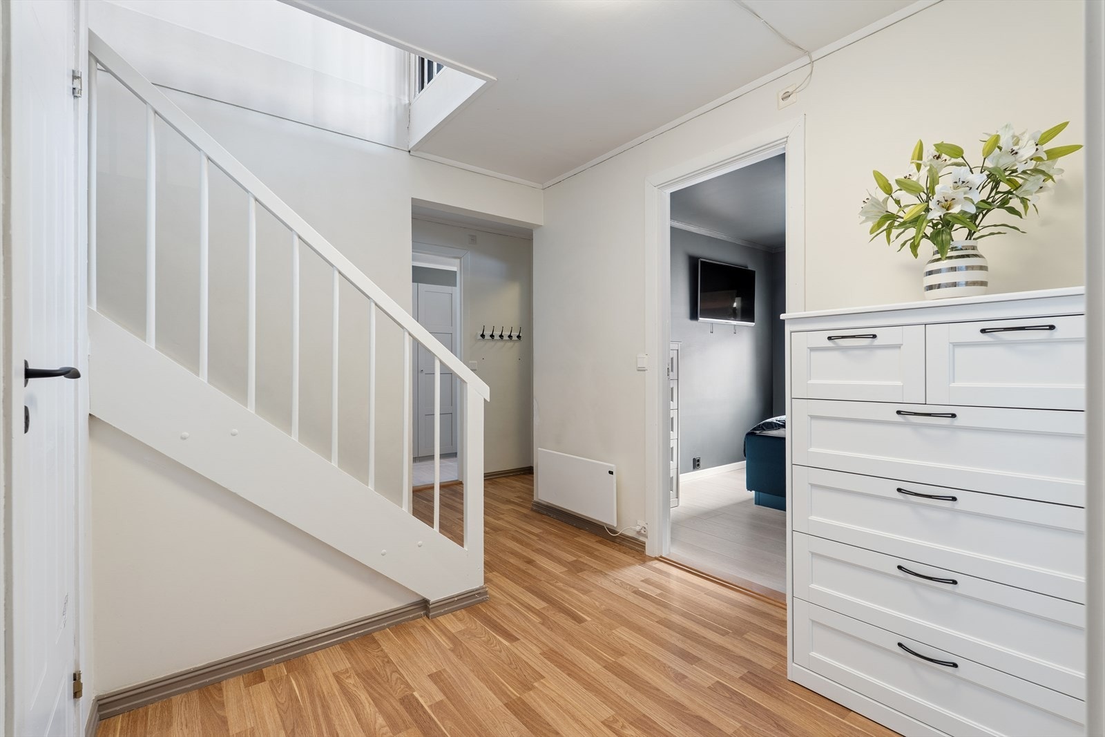 Alle soverommene finnes i boligens første etasje. Galleribilde