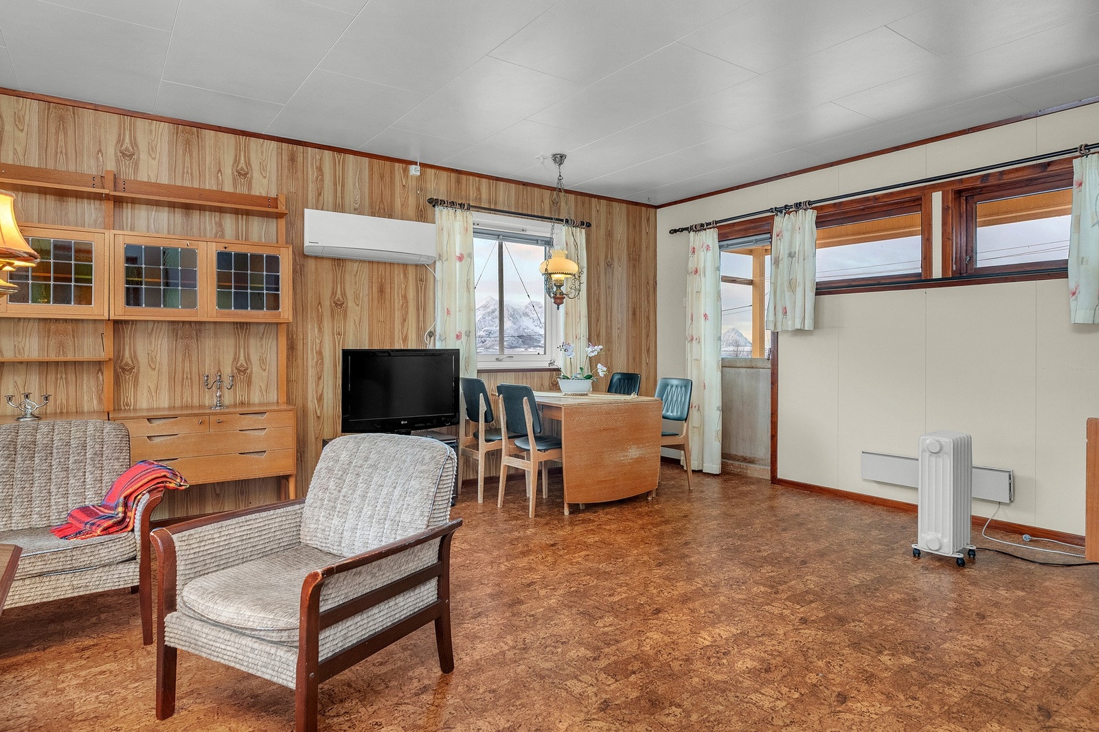 Dør ut til den sørvestvendte balkongen Galleribilde