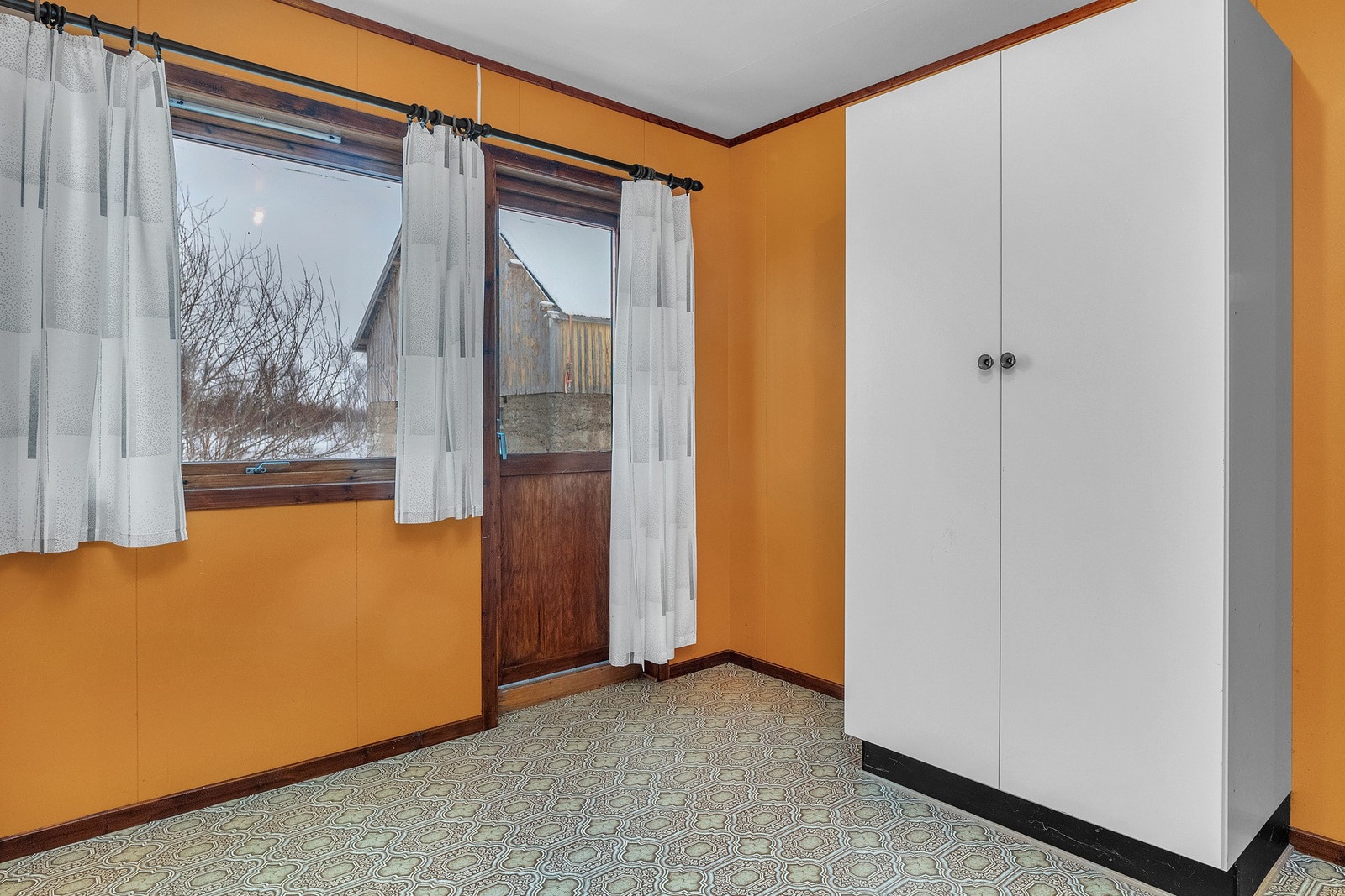 Hovedsoverom med balkongdør Galleribilde