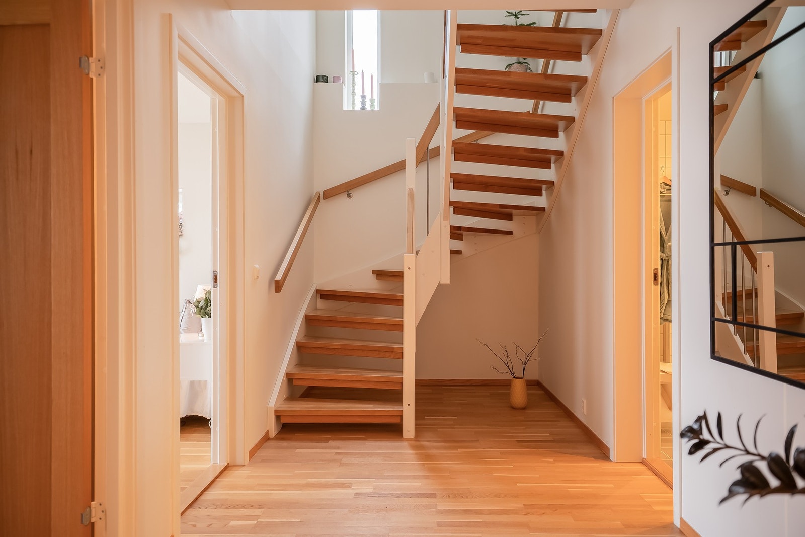 I sokkeletasjen finner man ro romslige soverom, kjellerstue, bad og teknisk rom. Galleribilde