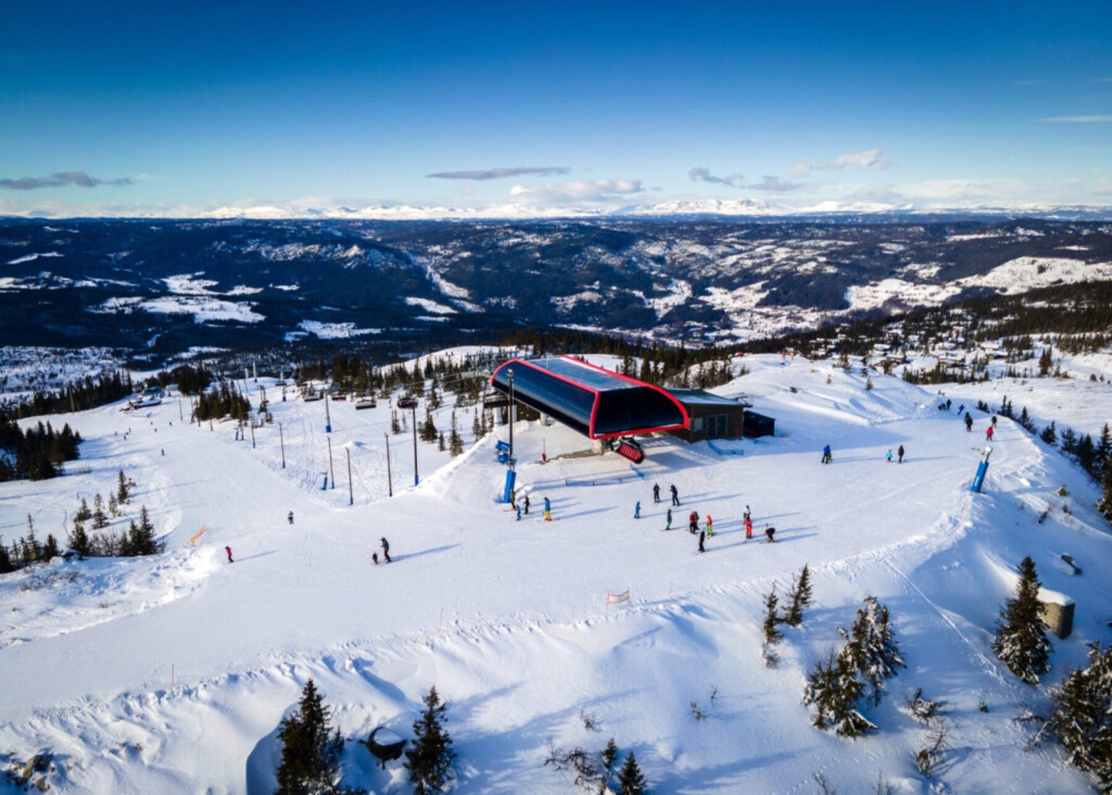 Toppstasjon for stolheisen. Galleribilde