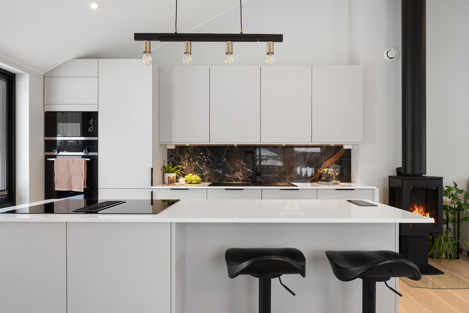 Hvitevarene er oppgradert til Siemens. Galleribilde