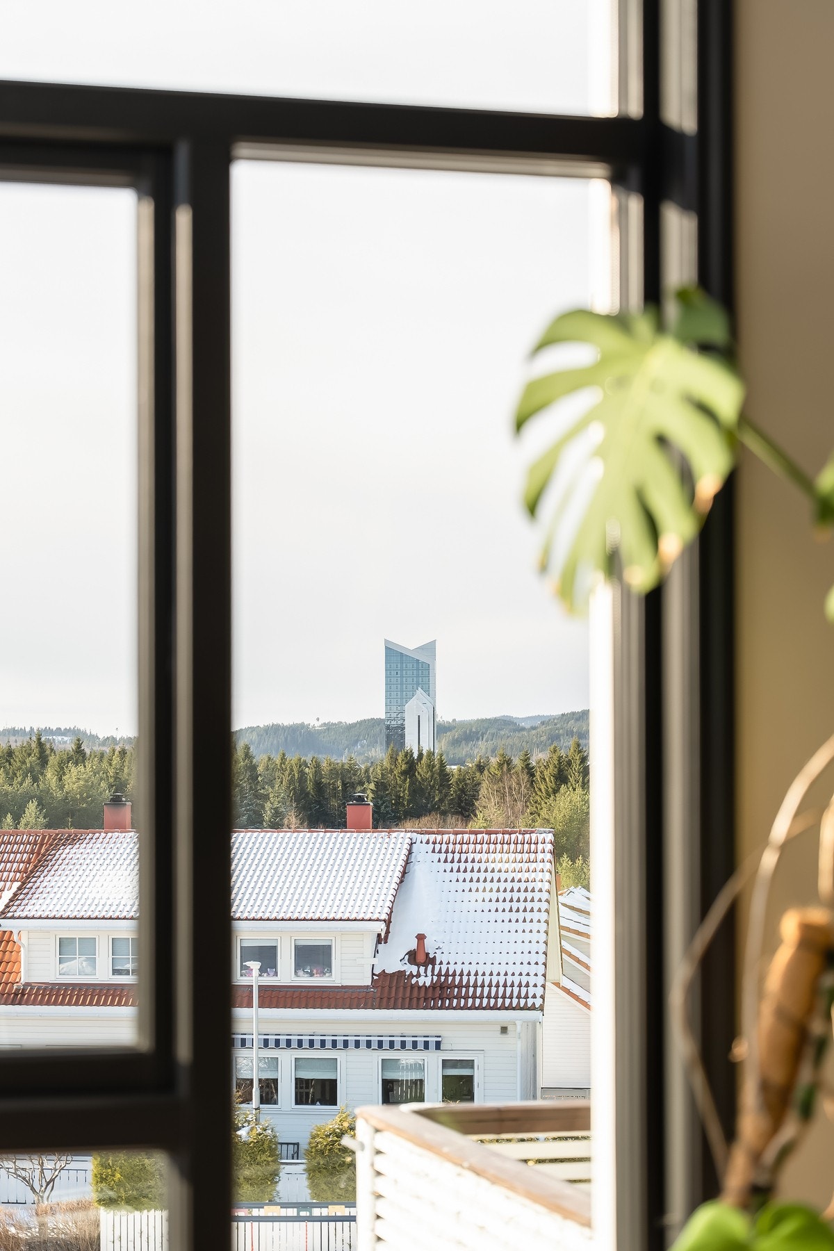 Leiligheten har et godt inneklima og varmes opp via fjernvarme. Galleribilde