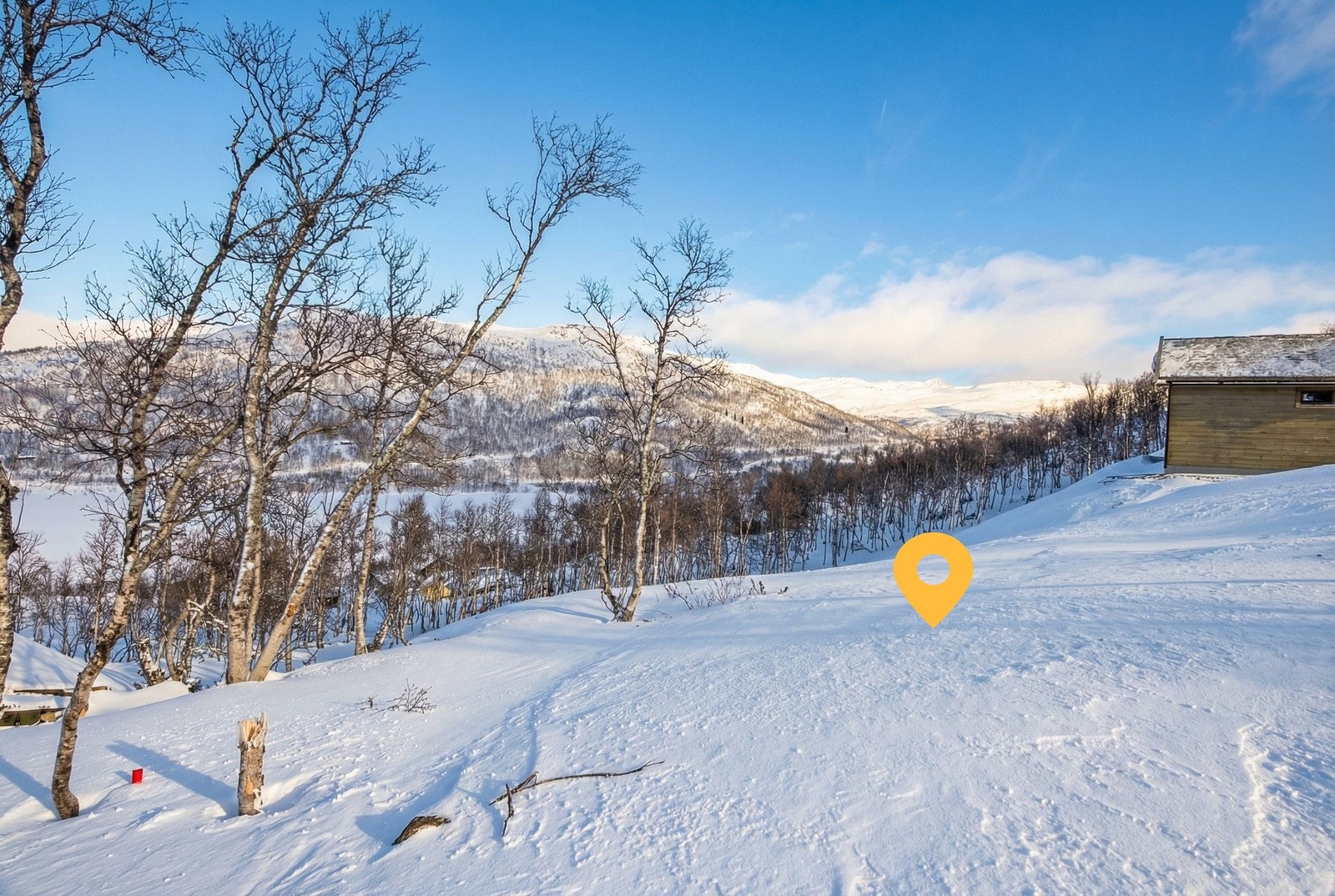 Utsikten mot fjellene i nordøst. Galleribilde