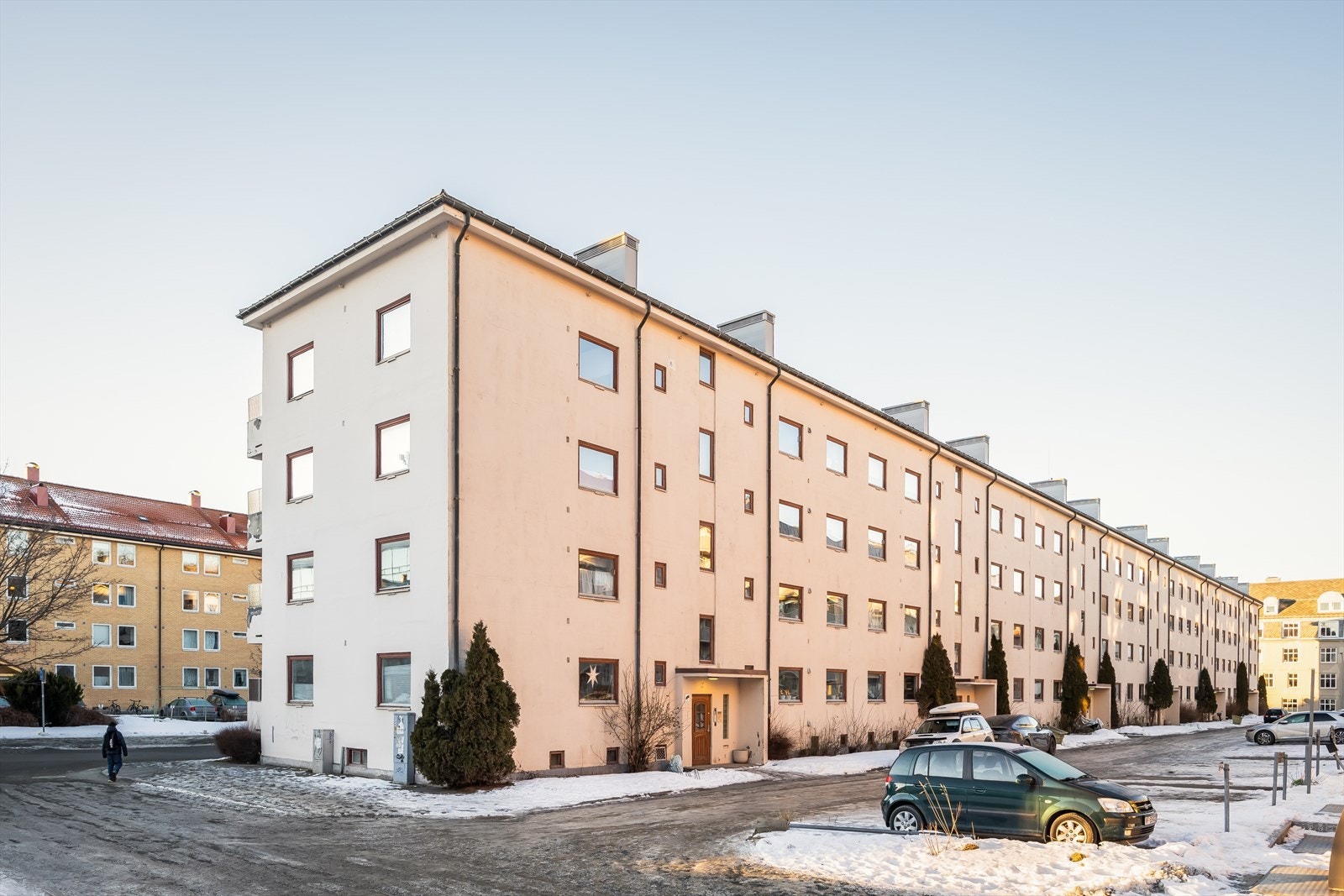 Borettslaget er medlem av sikringsfond. Dette innebærer at andelseierne ikke er ansvarlig for andre andelseieres mislighold av felleskostnader. Galleribilde