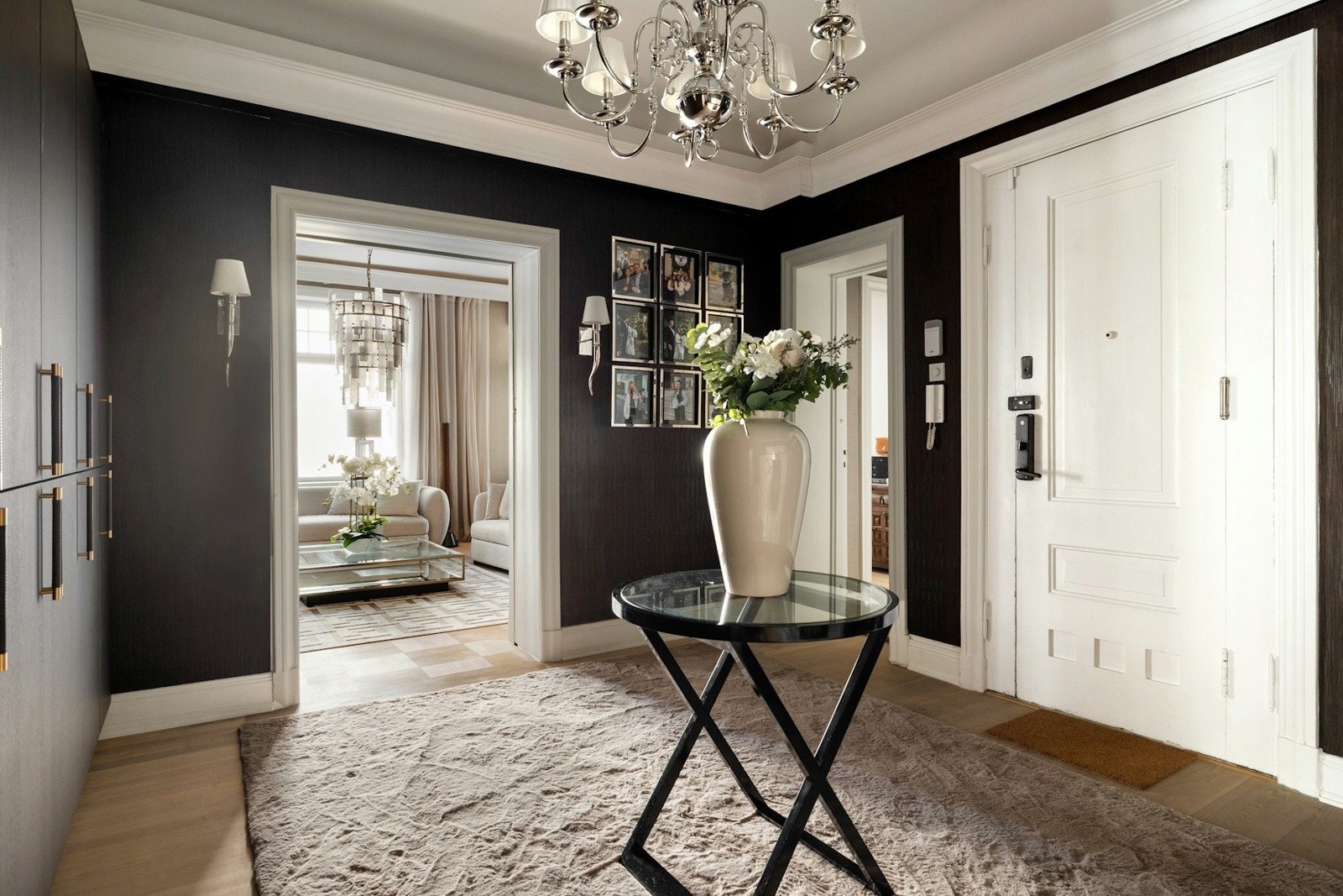 Fra inngangspartiet kommer du til en flott hall. Galleribilde