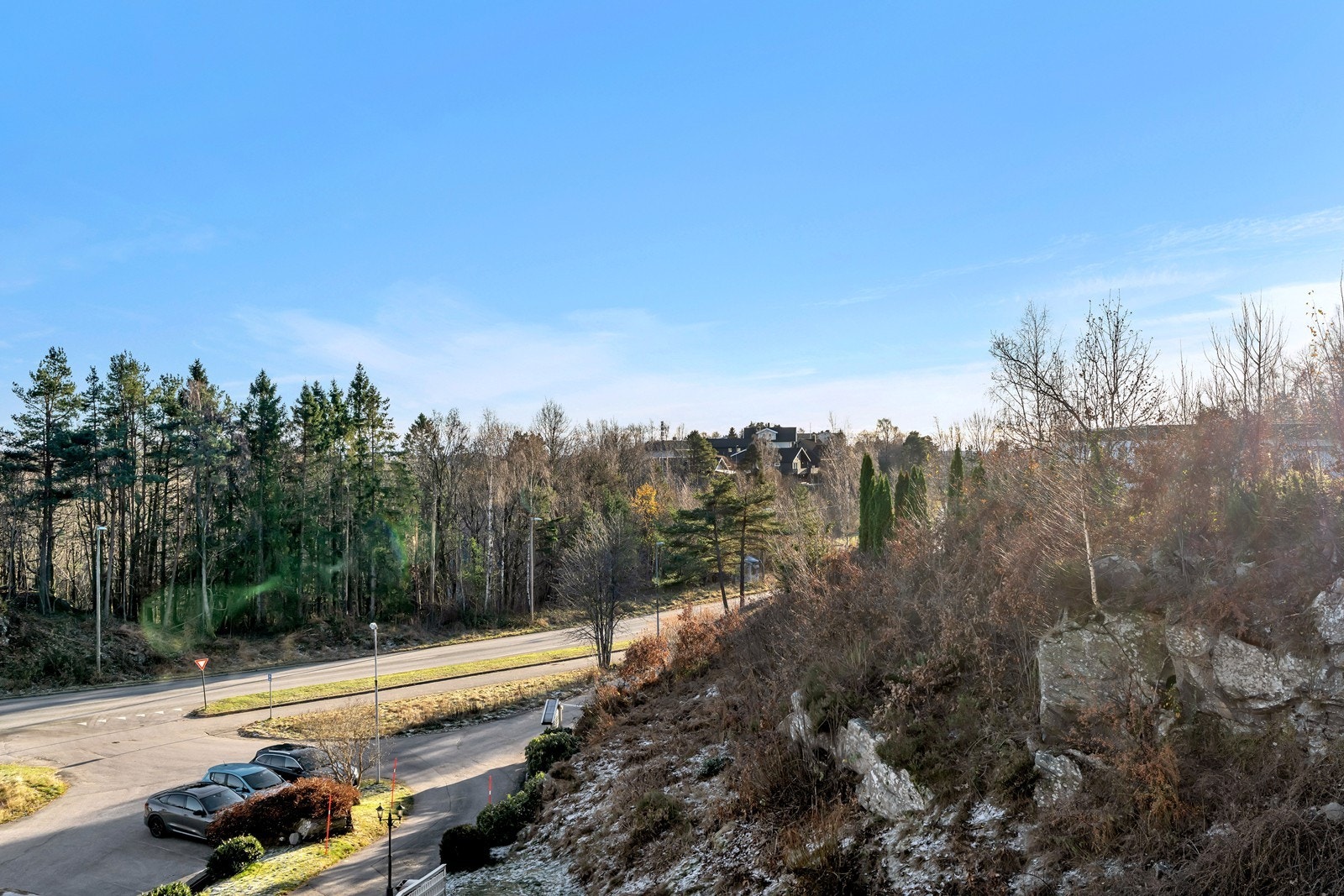Utsikt over området fra terrasse Galleribilde