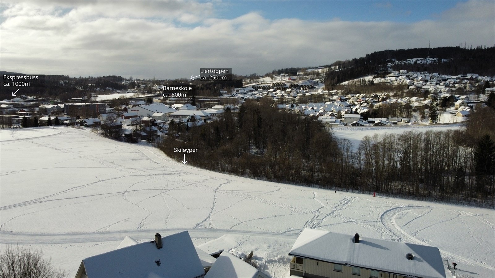 Familievennlig område med kort vei til butikk, skole og barnehage Galleribilde