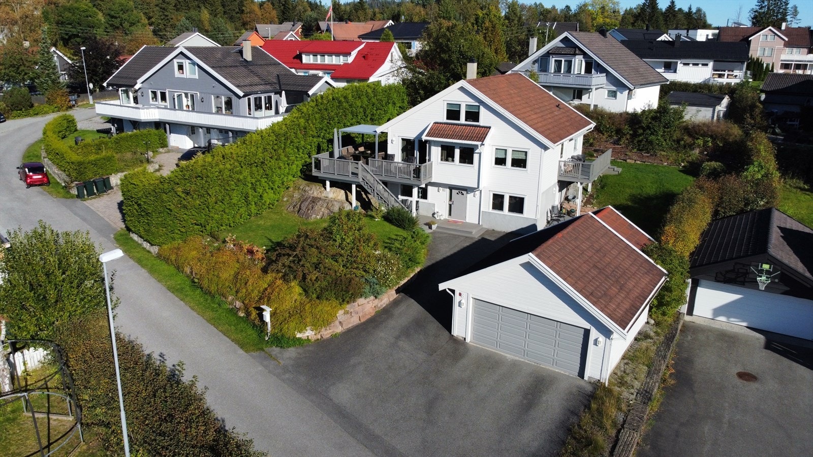 Et veletablert nabolag med gode oppvekstvilkår for barn. Galleribilde