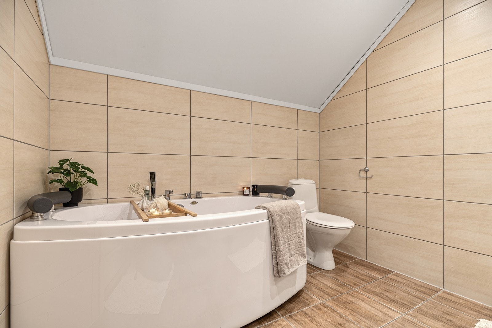 Lekkert spa-badekar Galleribilde