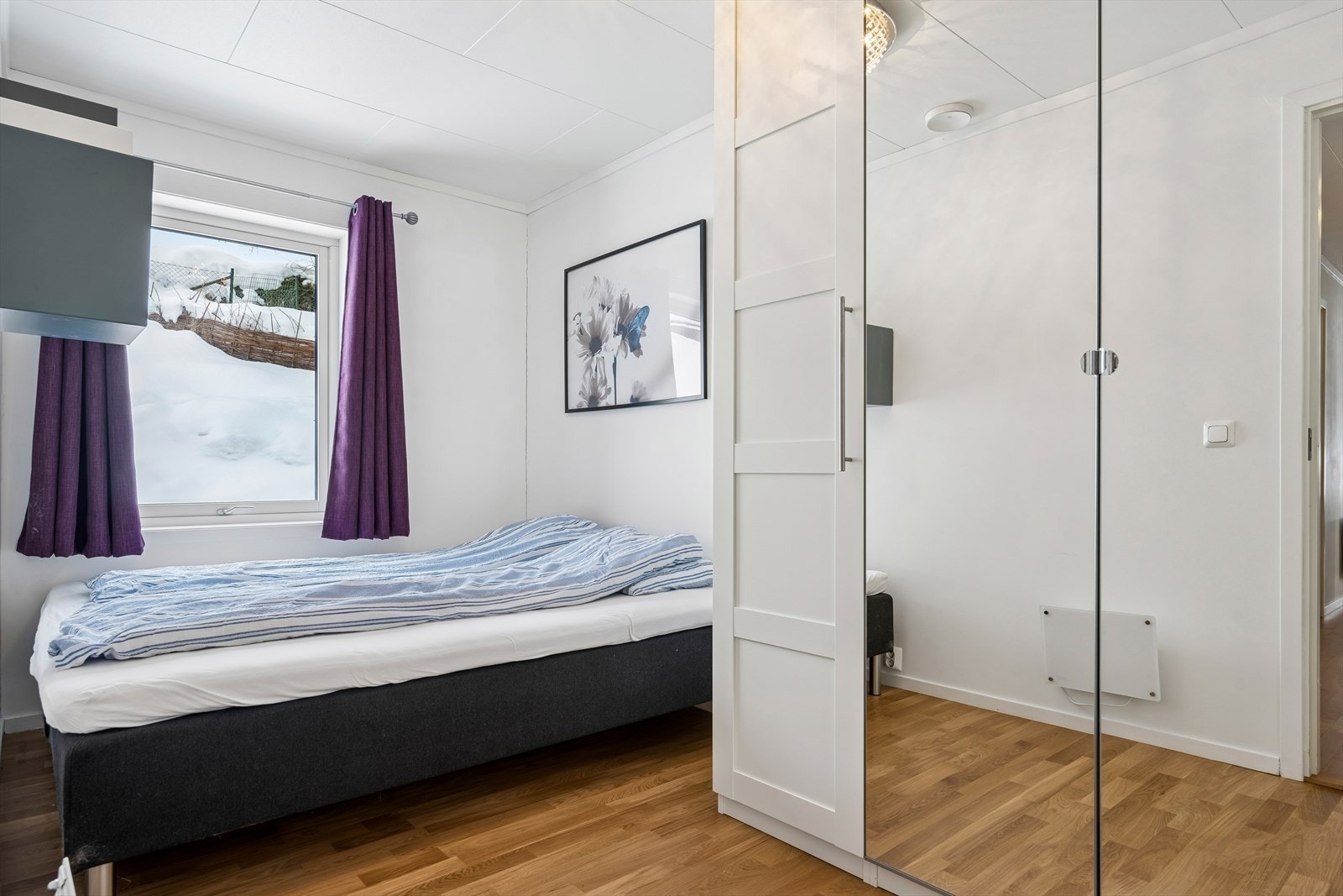 Et av soverommene, ideelt som barnerom eller kontor. Galleribilde