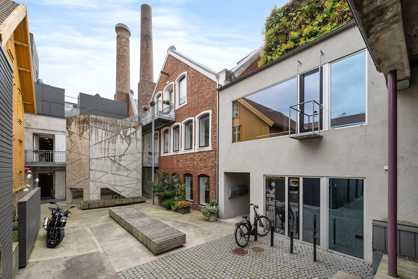 Trivelig felles bakgård. Galleribilde