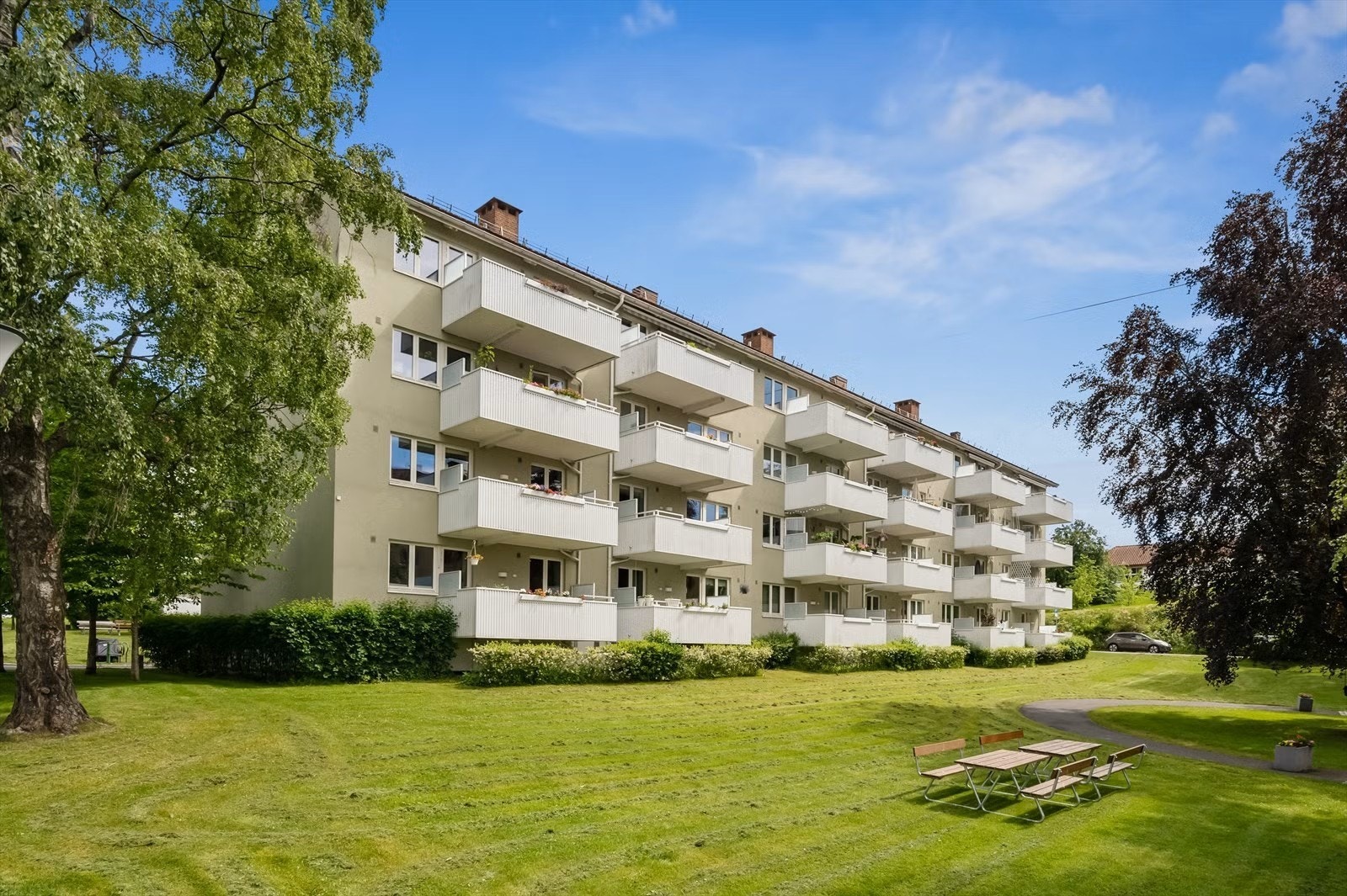 Her får du en lys og tiltalende 3-roms leilighet i et ettertraktet boligområde på Keyserløkka. Galleribilde