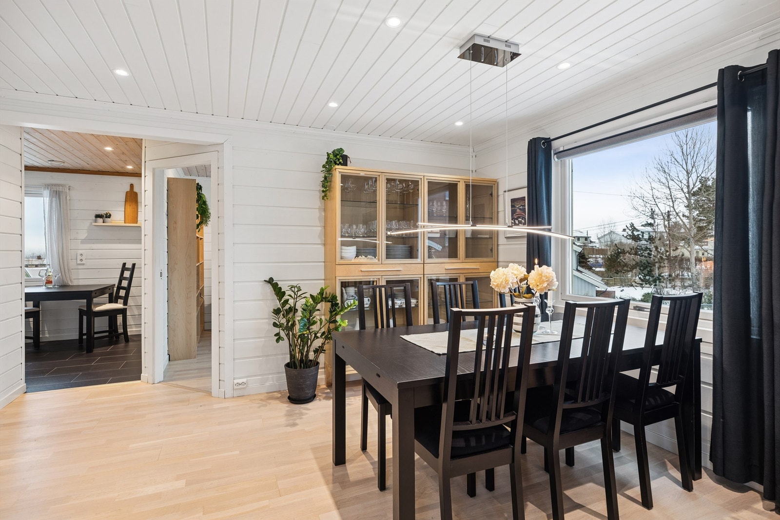 God atmosfære og fin flyt i leiligheten. Galleribilde