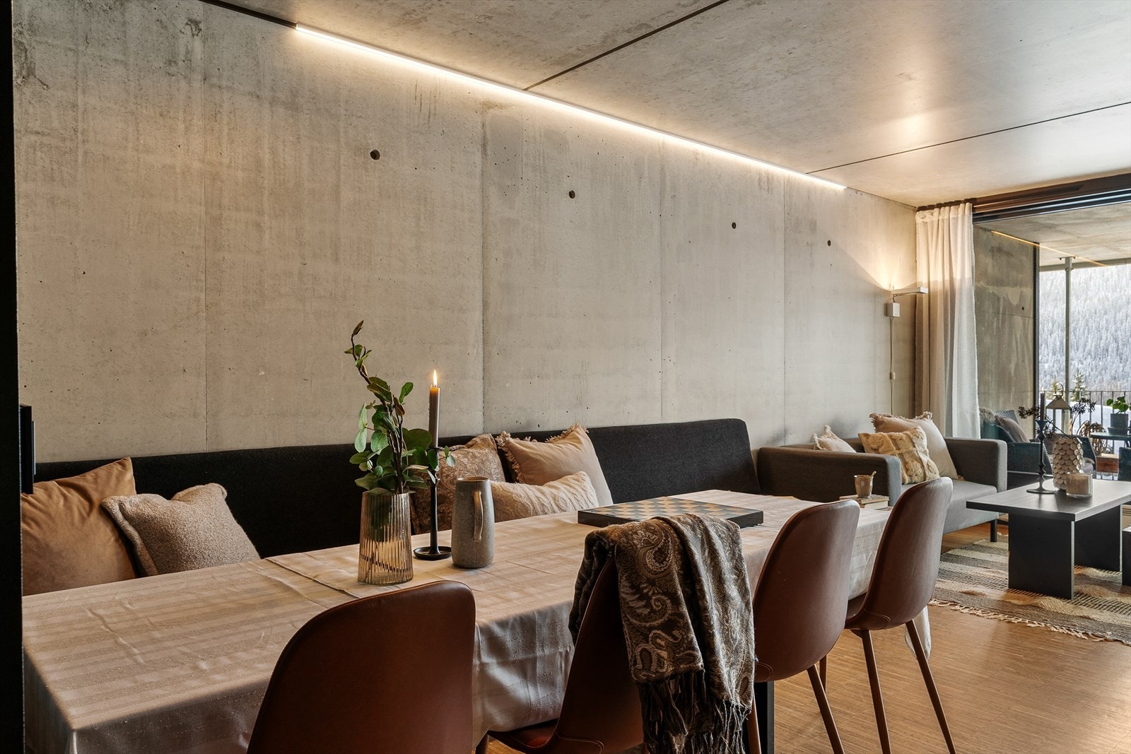 Her er det god plass for felles måltider etter en lang dag i skibakken. Galleribilde