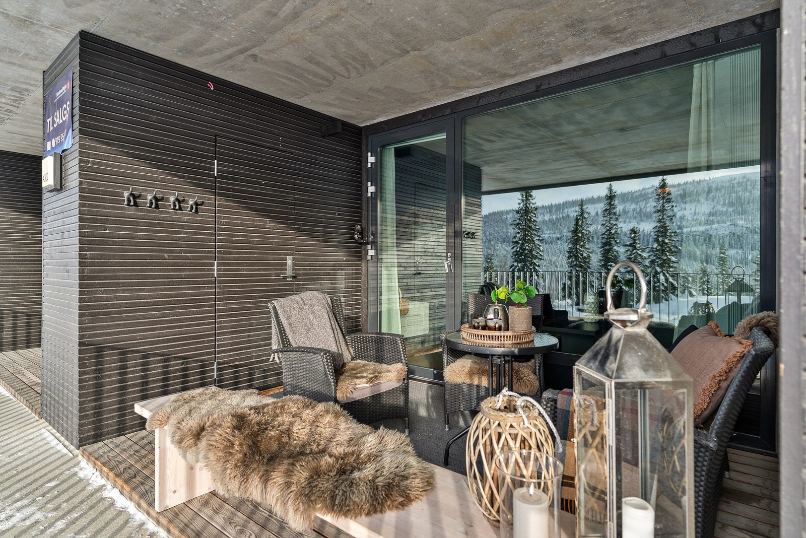 Ved inngangspartiet er det en praktisk, låsbar skibod på 1 m². Galleribilde