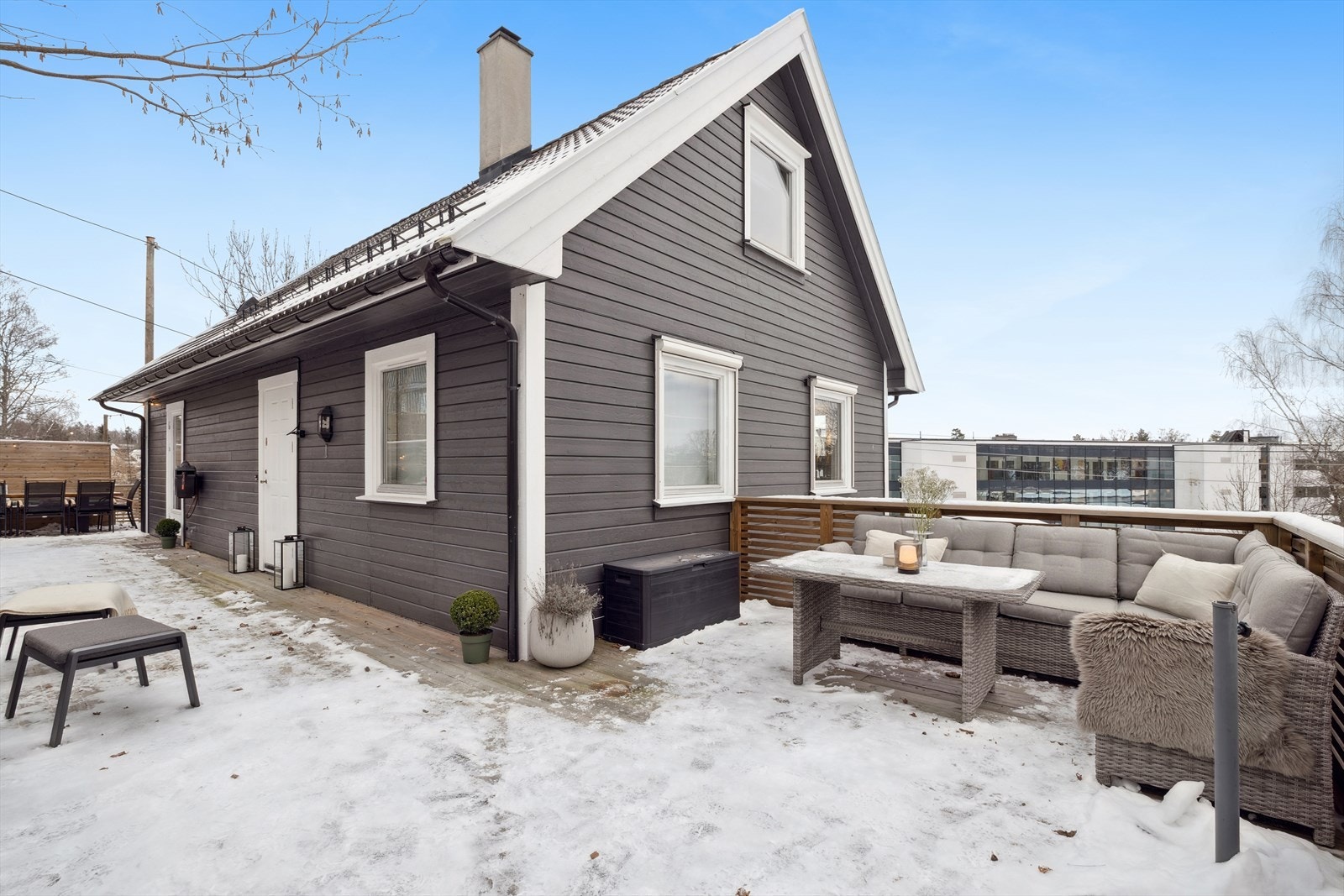 Boligen har en stor terrasse på ca. 71 kvm med gode solforhold. Galleribilde