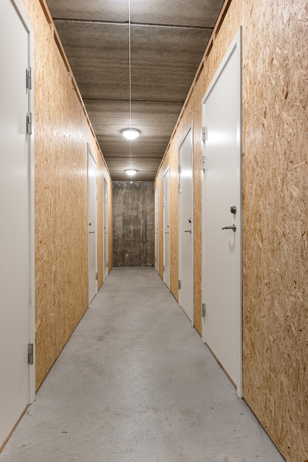 I tillegg medfølger en bod på 5 m² i bygningens underetasje. Galleribilde