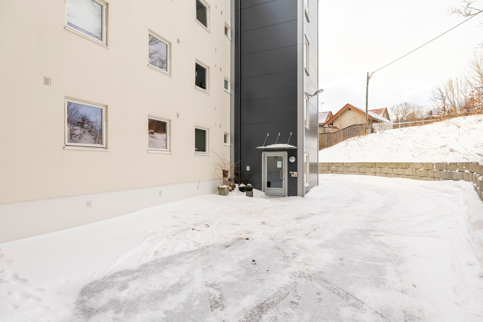 Inngangspartiet til nr 50. Galleribilde