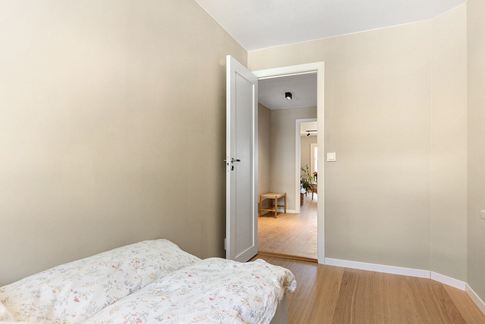 Leiligheten har en familievennlig planløsning og har et innvendig bruksareal på ca 85 kvm Galleribilde