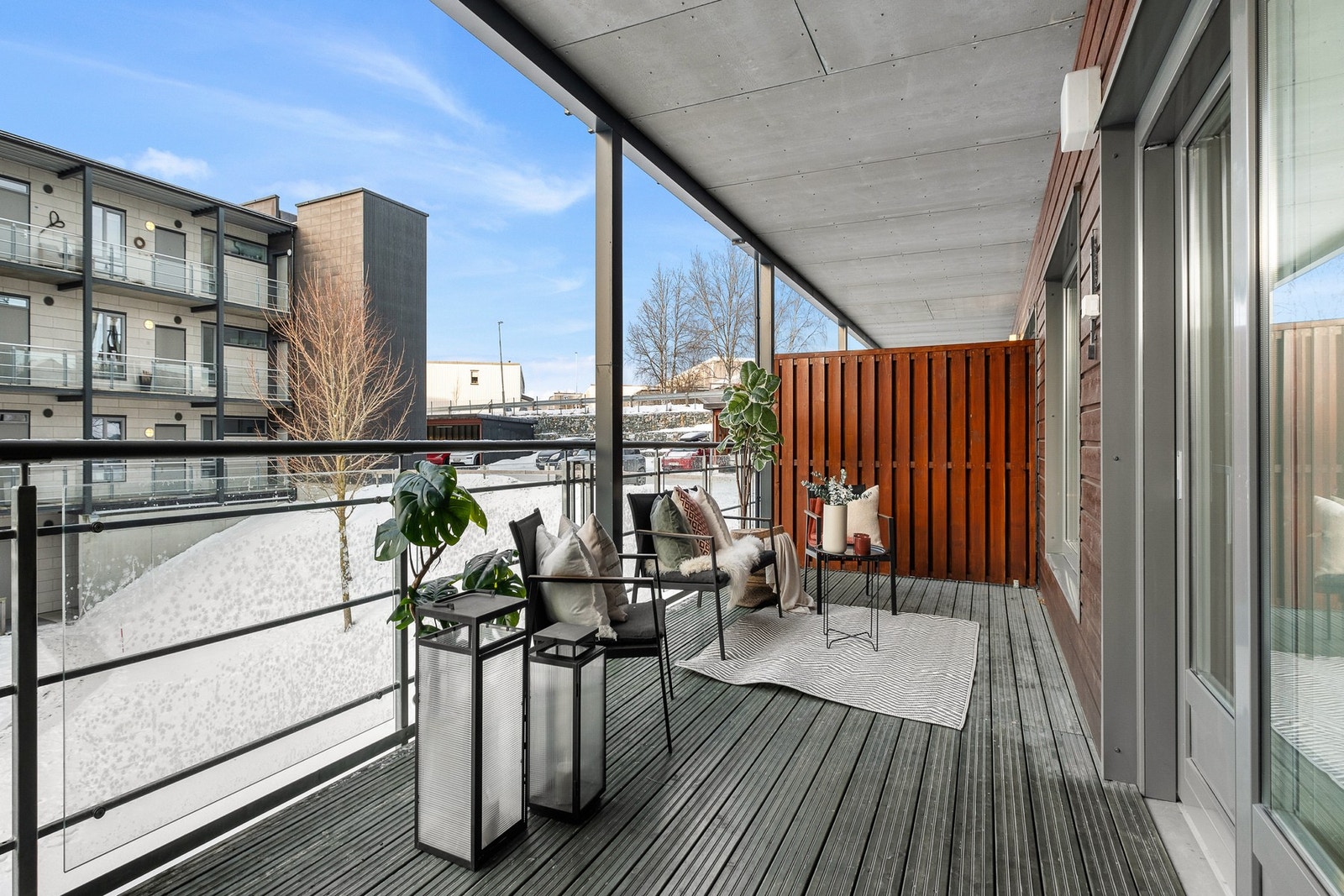 Romslig balkong på hele 19 kvm. Galleribilde
