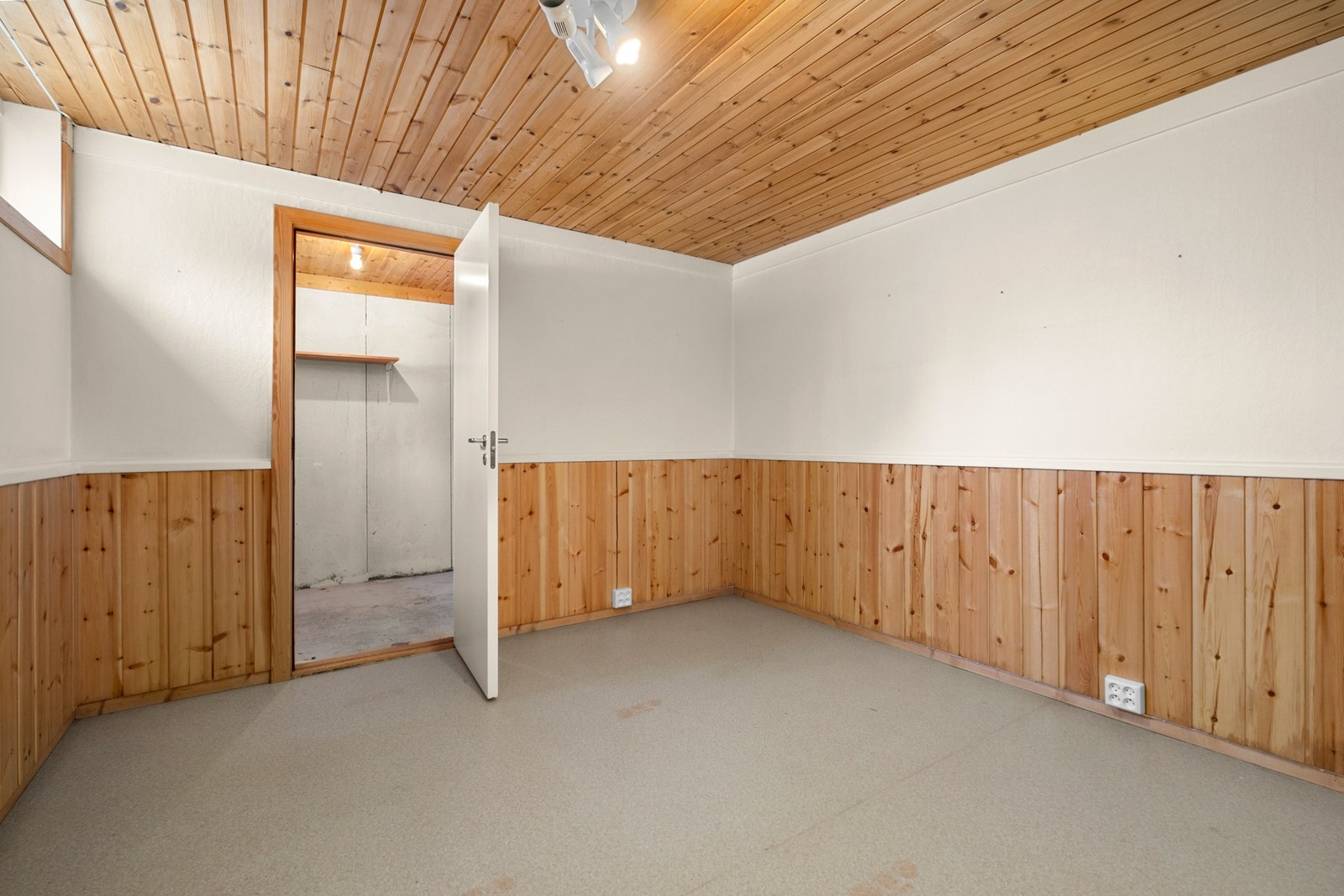 Her er det totalt 6 boder. Galleribilde