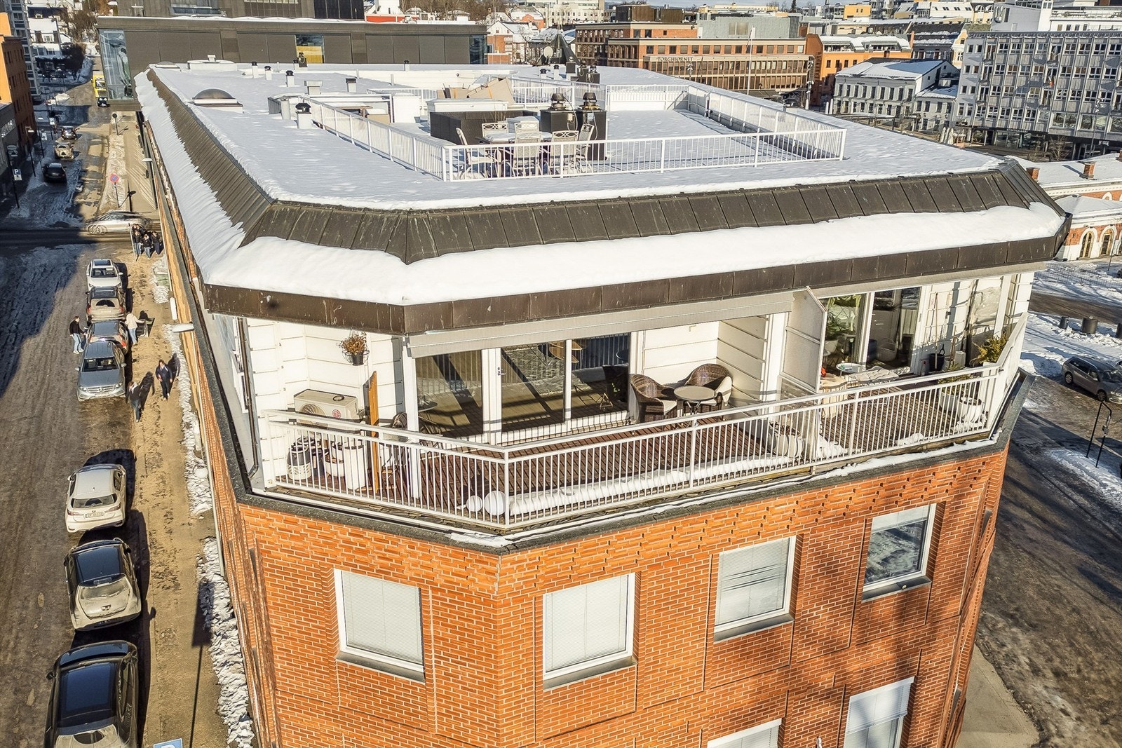 Privat terrasse med gode solforhold. Galleribilde