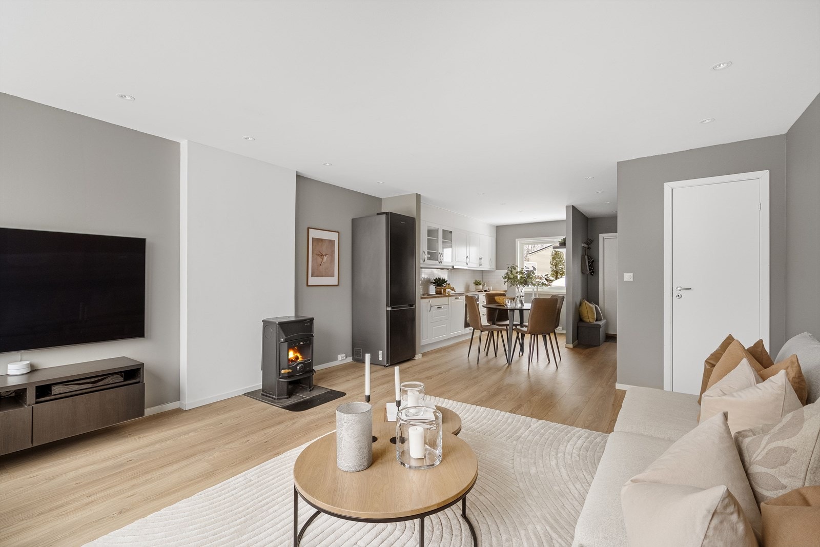 Det ble lagt nyere gulv i den sosiale sonen fra 2025. Galleribilde