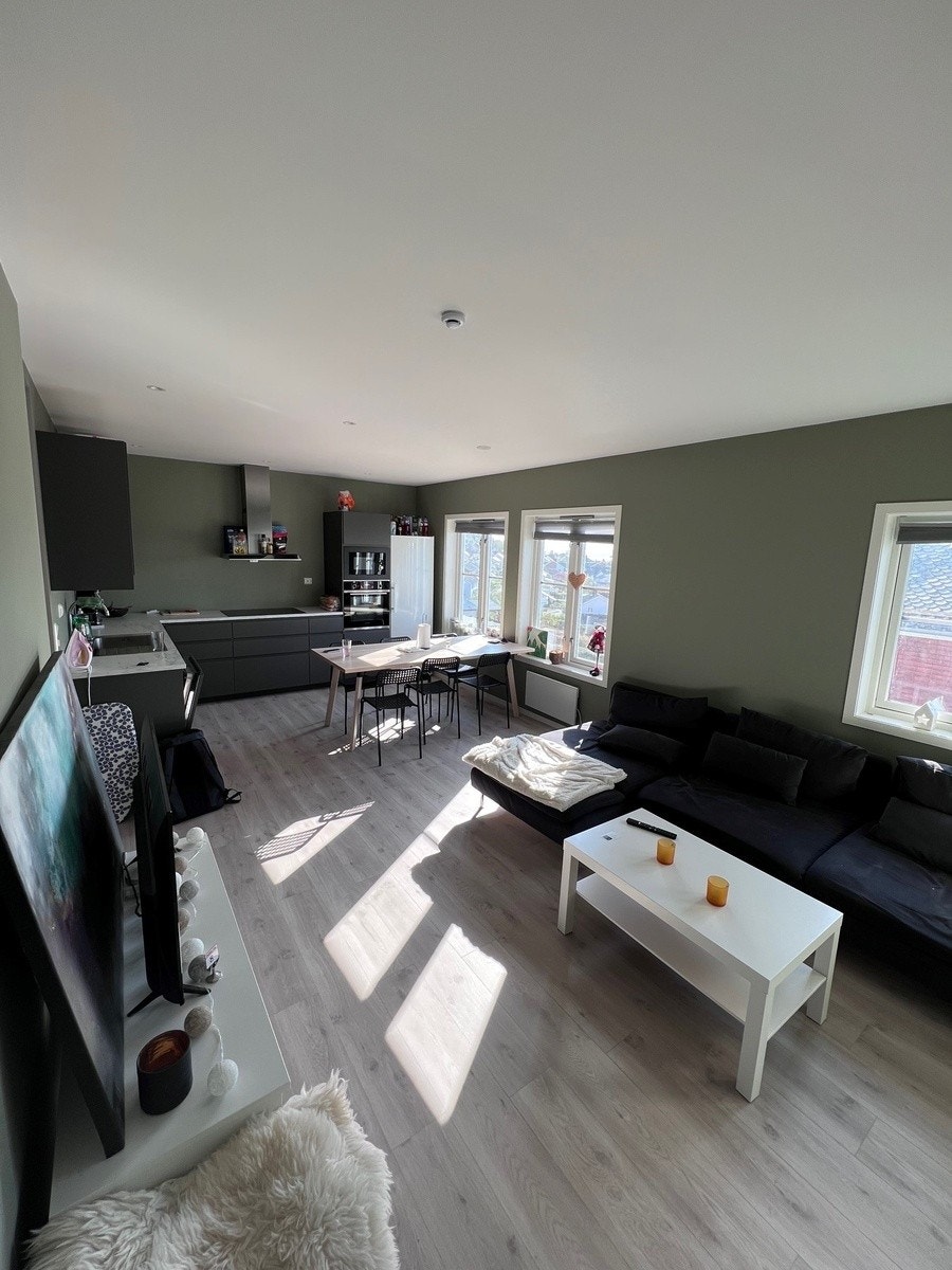 Stue og kjøkken Galleribilde