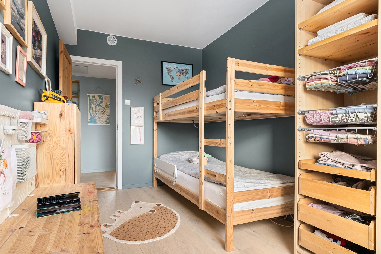 Rommet passer utmerket som barnerom eller gjesterom. Galleribilde