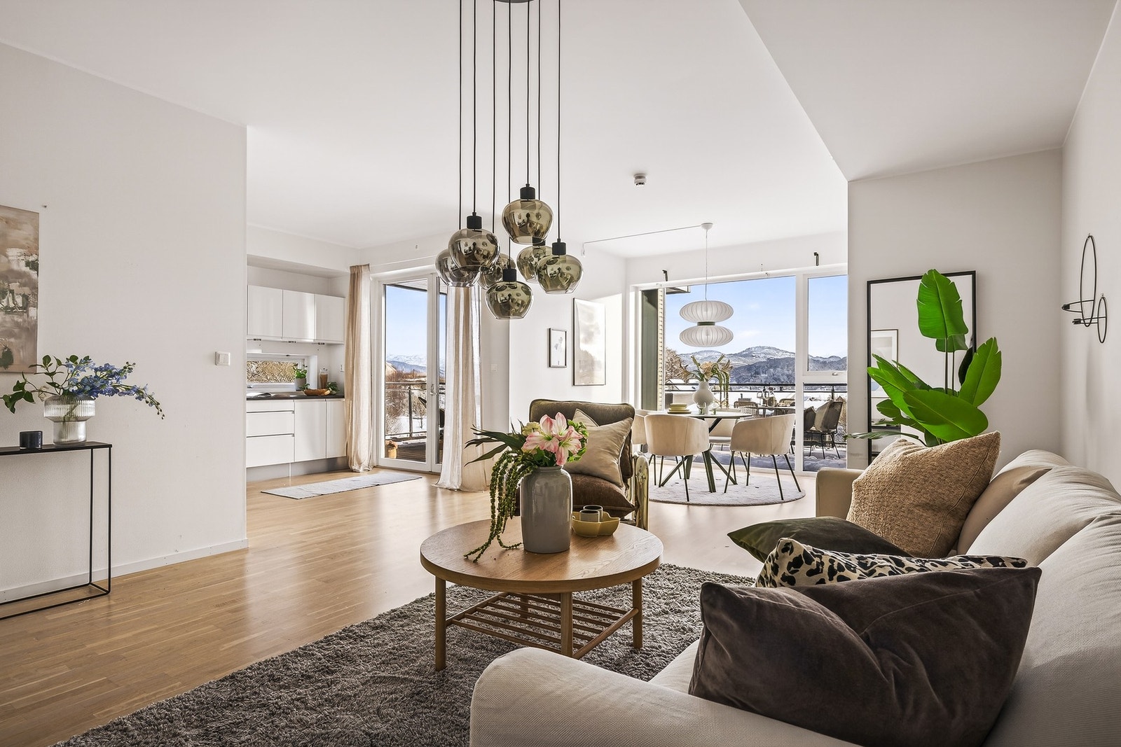 Leiligheten var ny i 2014 og har gjennomgående god standard fra byggeår Galleribilde