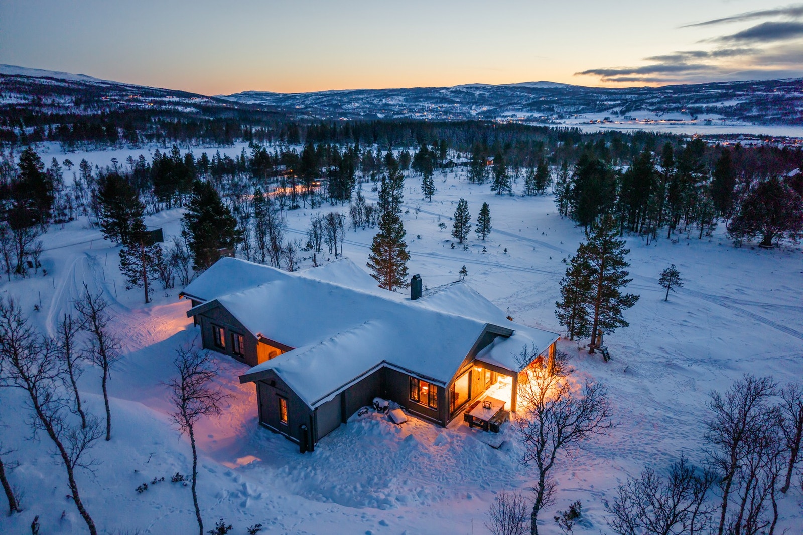 Dette er et meget populært hytteområde - perfekt for både avslappende hytteliv og en aktiv livsstil. Galleribilde