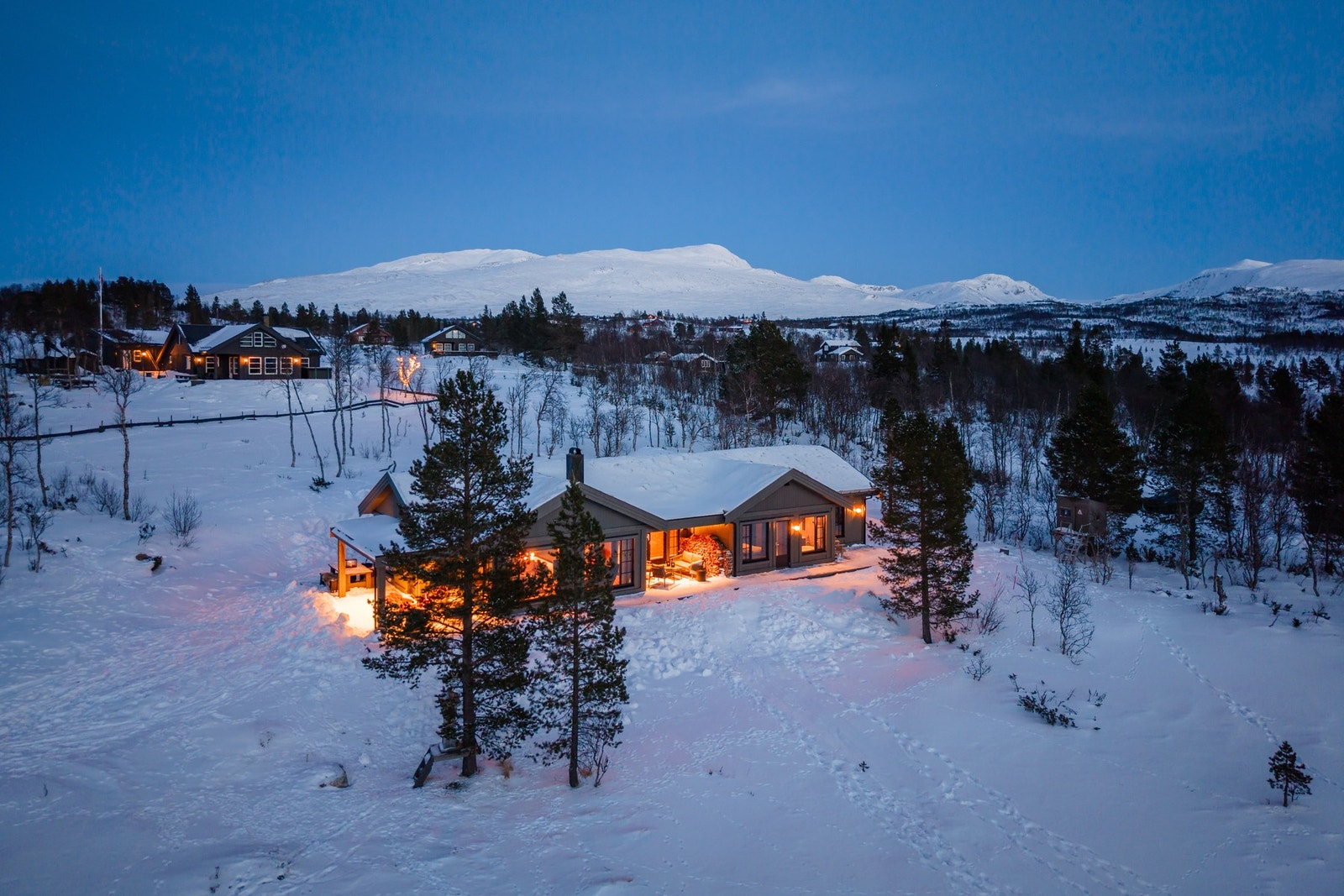 På sommerhalvåret kan området by på flotte turstier i skog og mark. Galleribilde