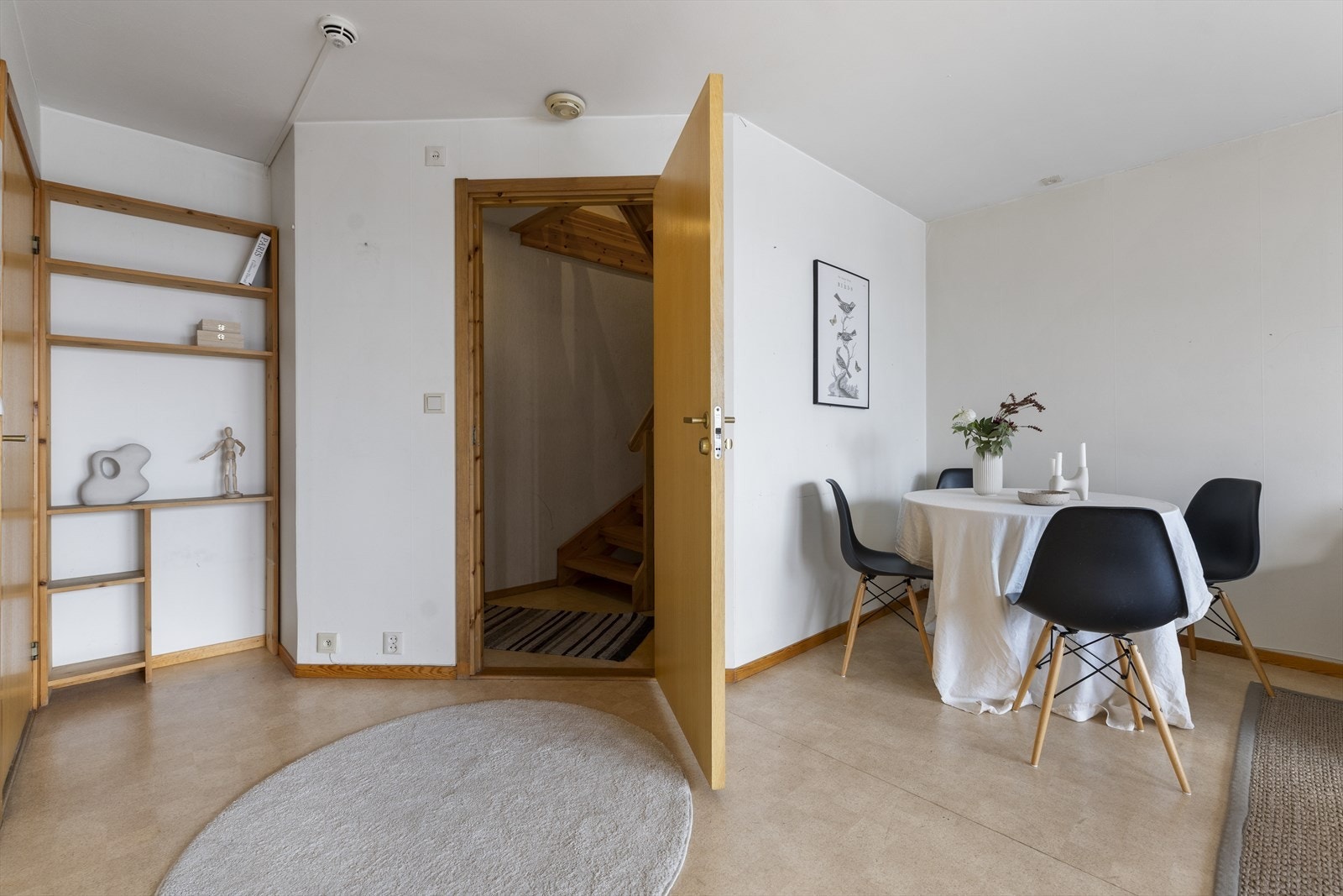 Hele boligen vendt mot bakgård! Galleribilde