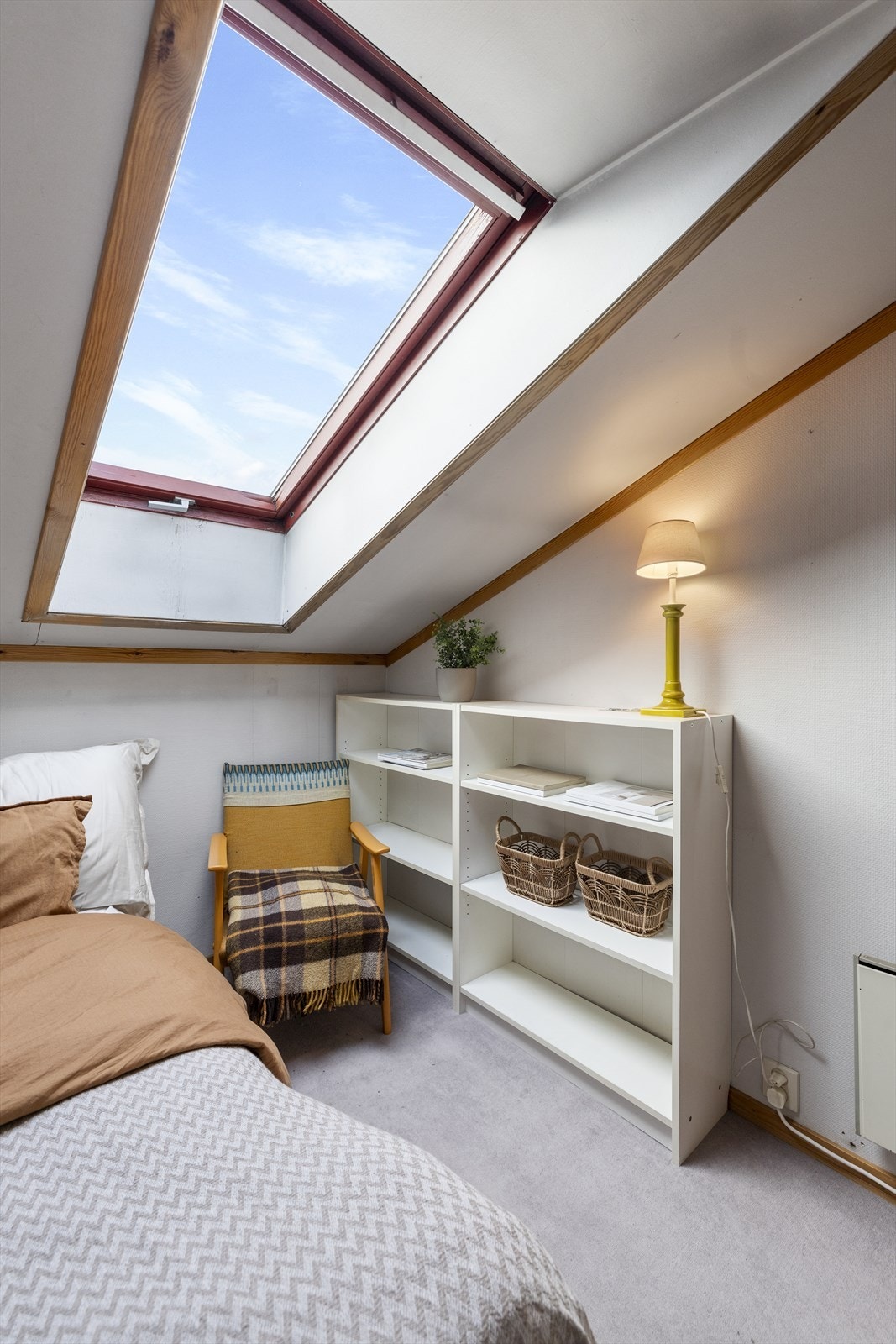 Selger har brukt dette rommet som soverom. Galleribilde