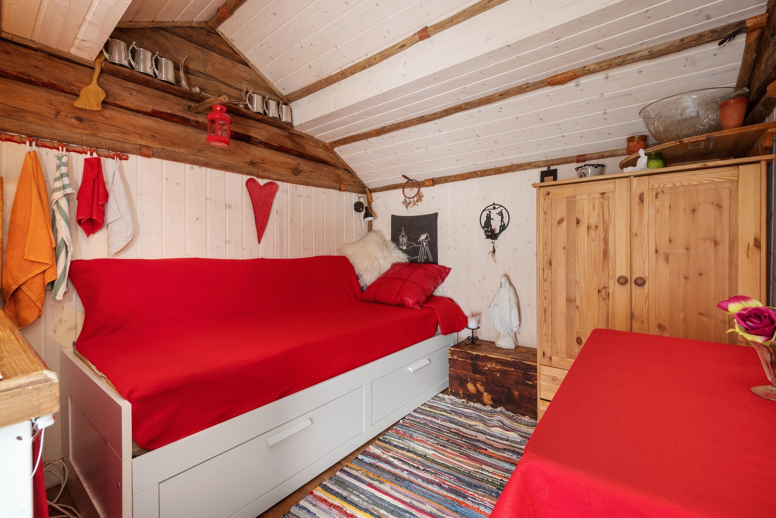 Iolert rom/uthus også kalt løvinnens hule Galleribilde