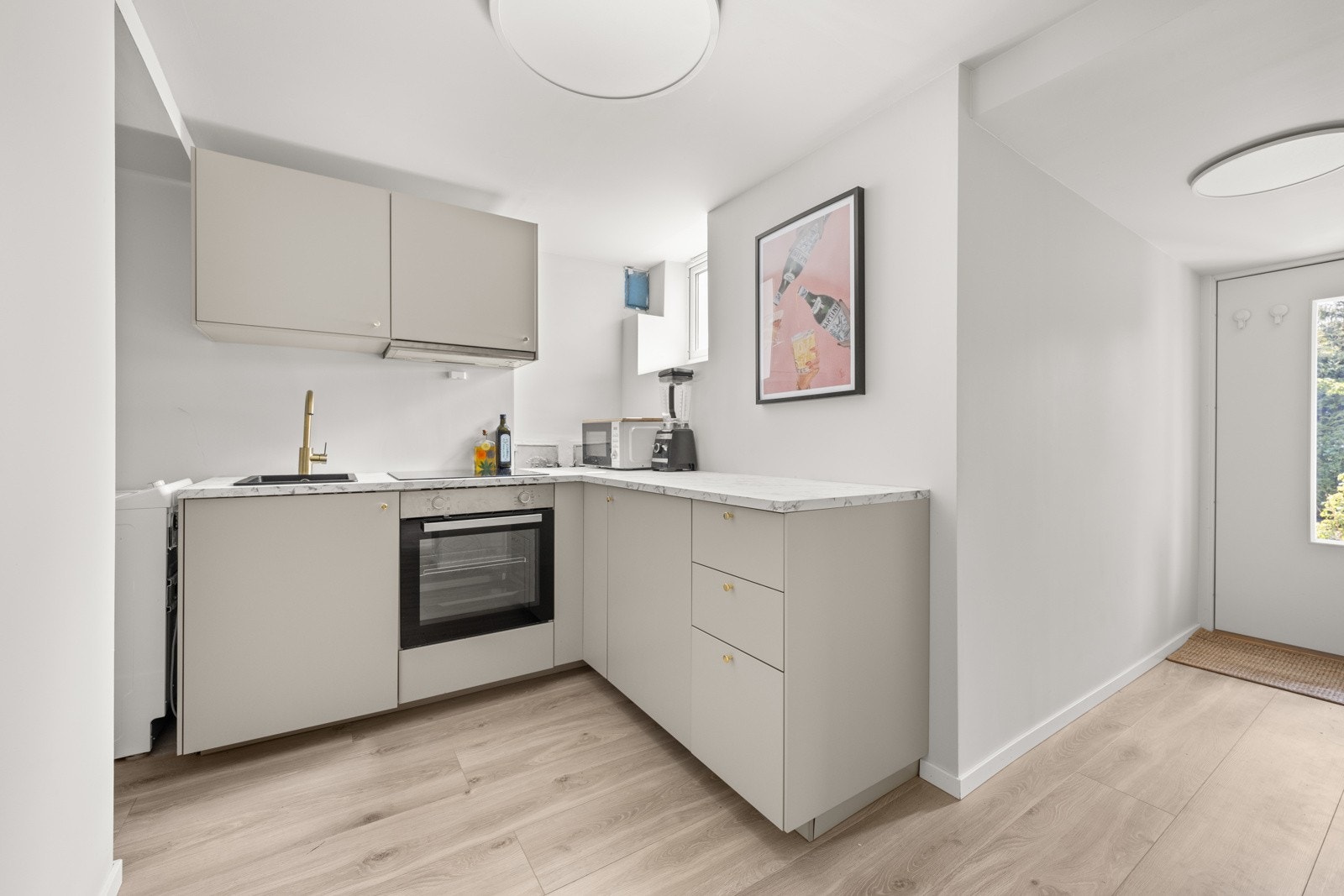 Hele hybelen var nyetablert i 2024 med egen inngang. Galleribilde