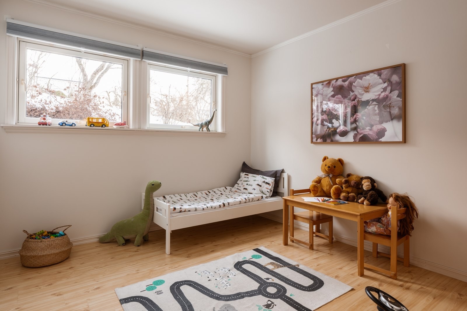 Etasjen byr på to soverom, her et perfekt rom for minstemann i familien! Galleribilde