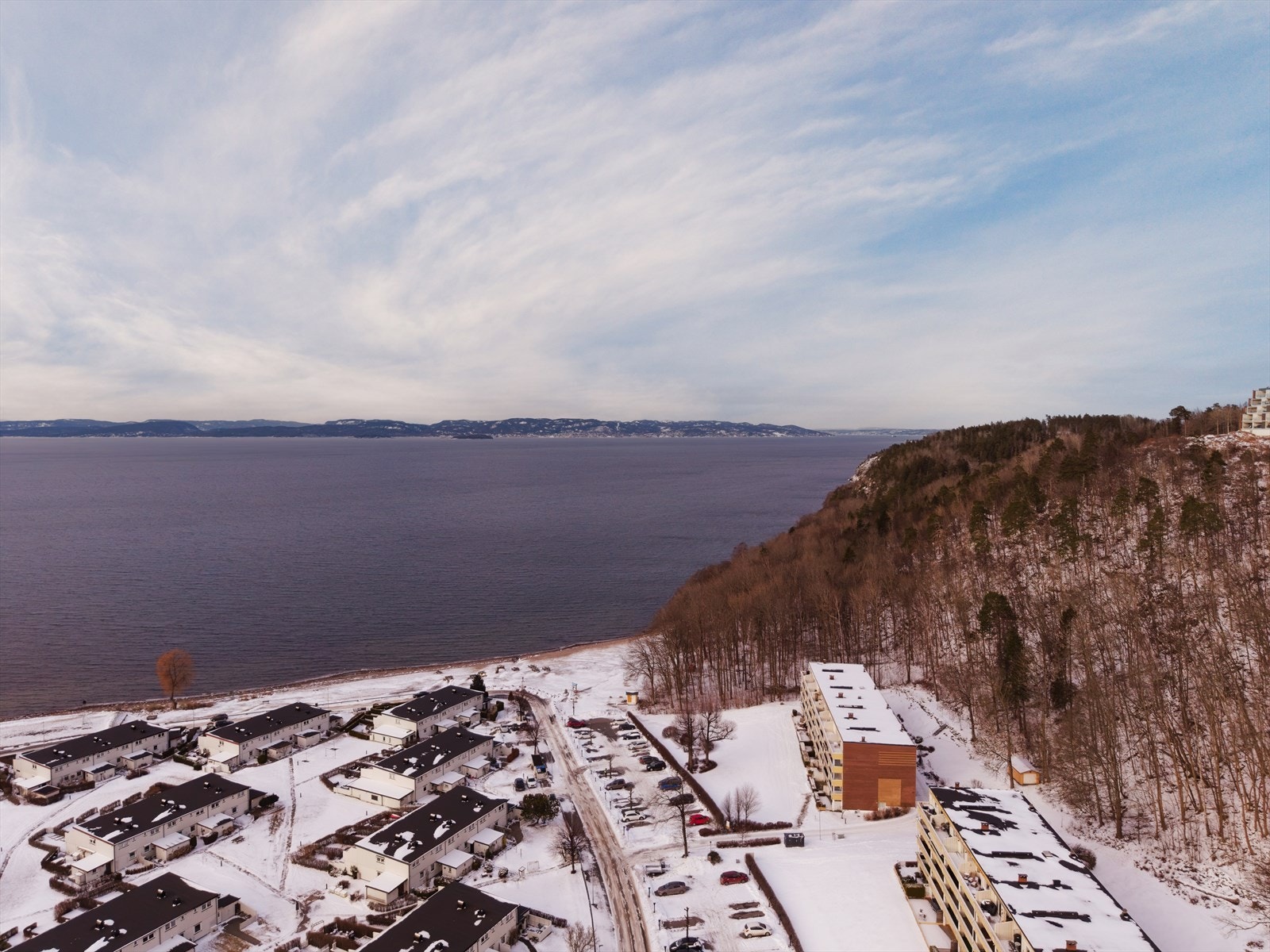 Bo med tøffelavstand til sjø og natur. Galleribilde