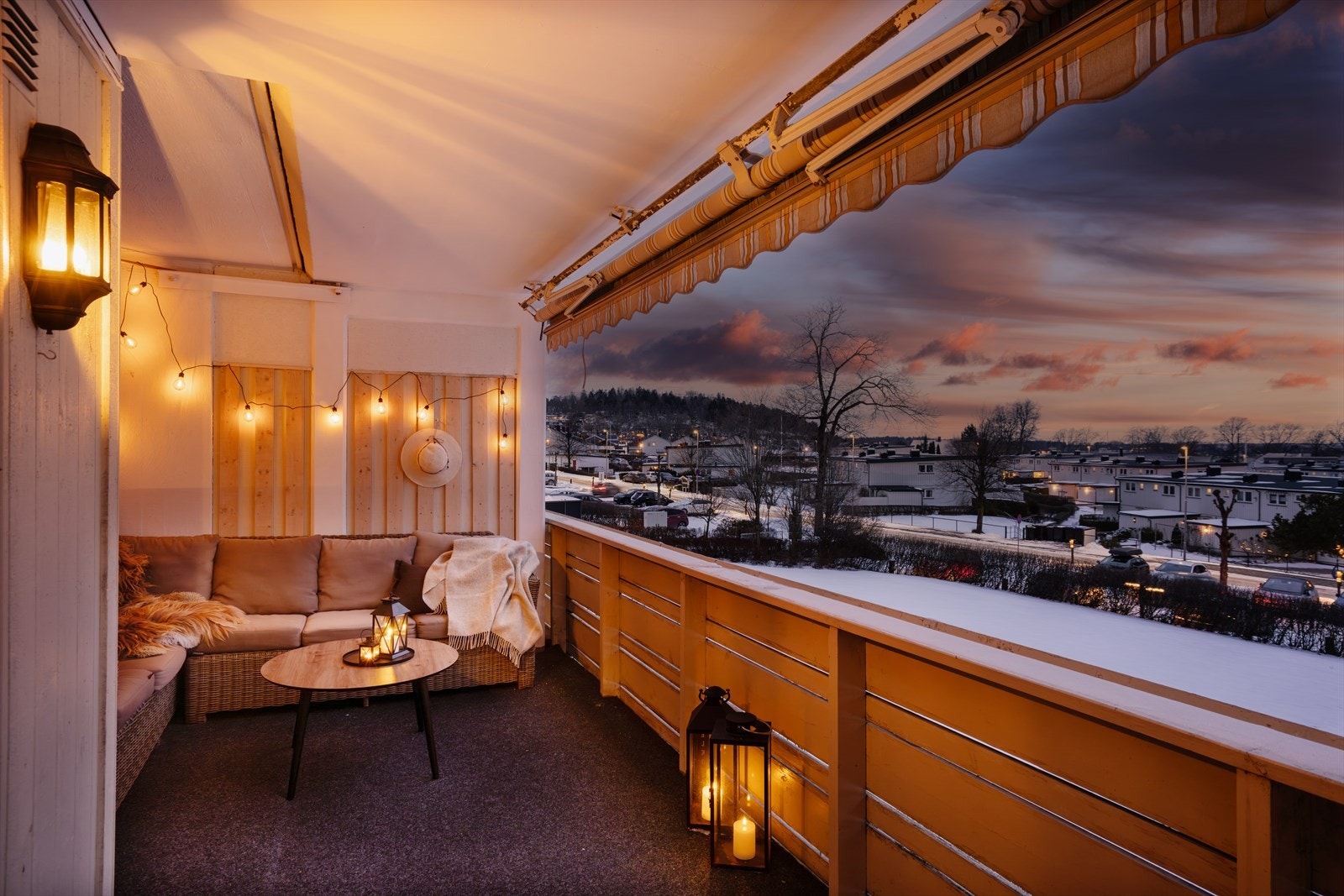 Her er det god plass til ønsket utemøblement og grill. Galleribilde