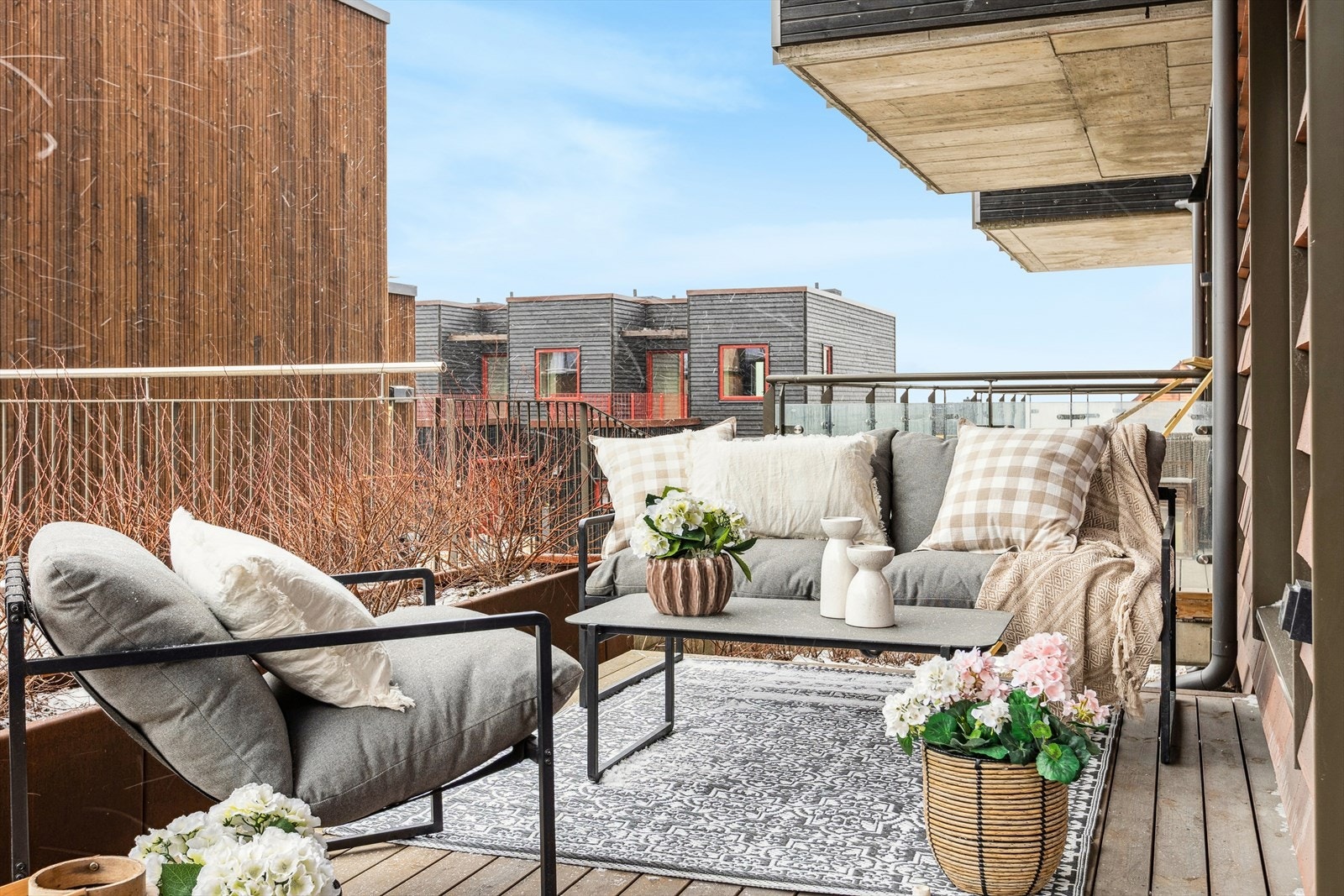 Fra stuen er det direkte utgang til terrasse. Galleribilde