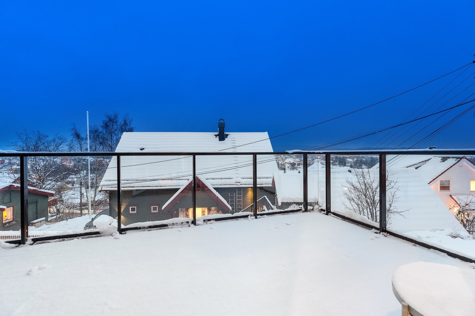 Utsikt over nærområdet. Galleribilde